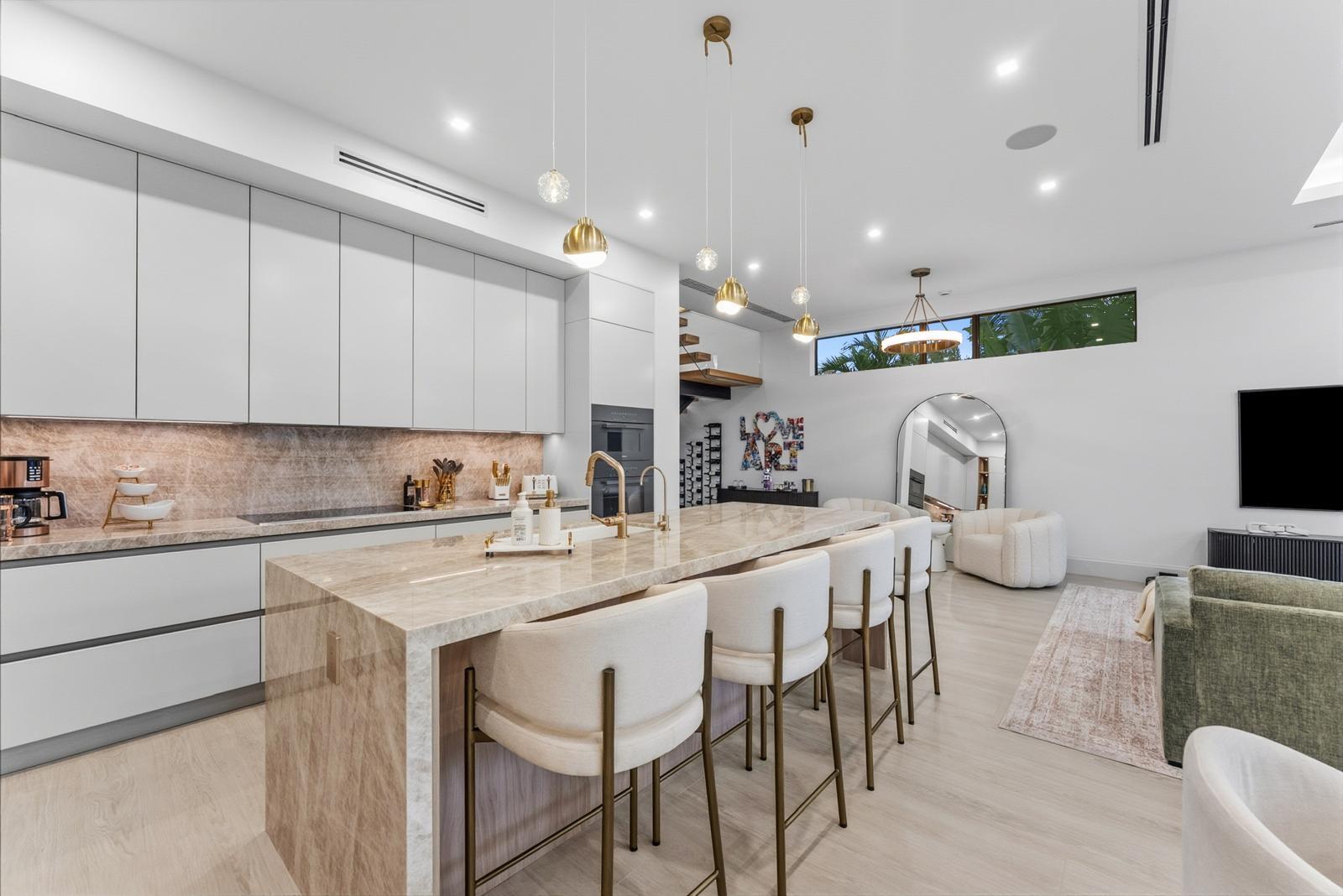 220 S Swinton, Delray Beach FL 33444
