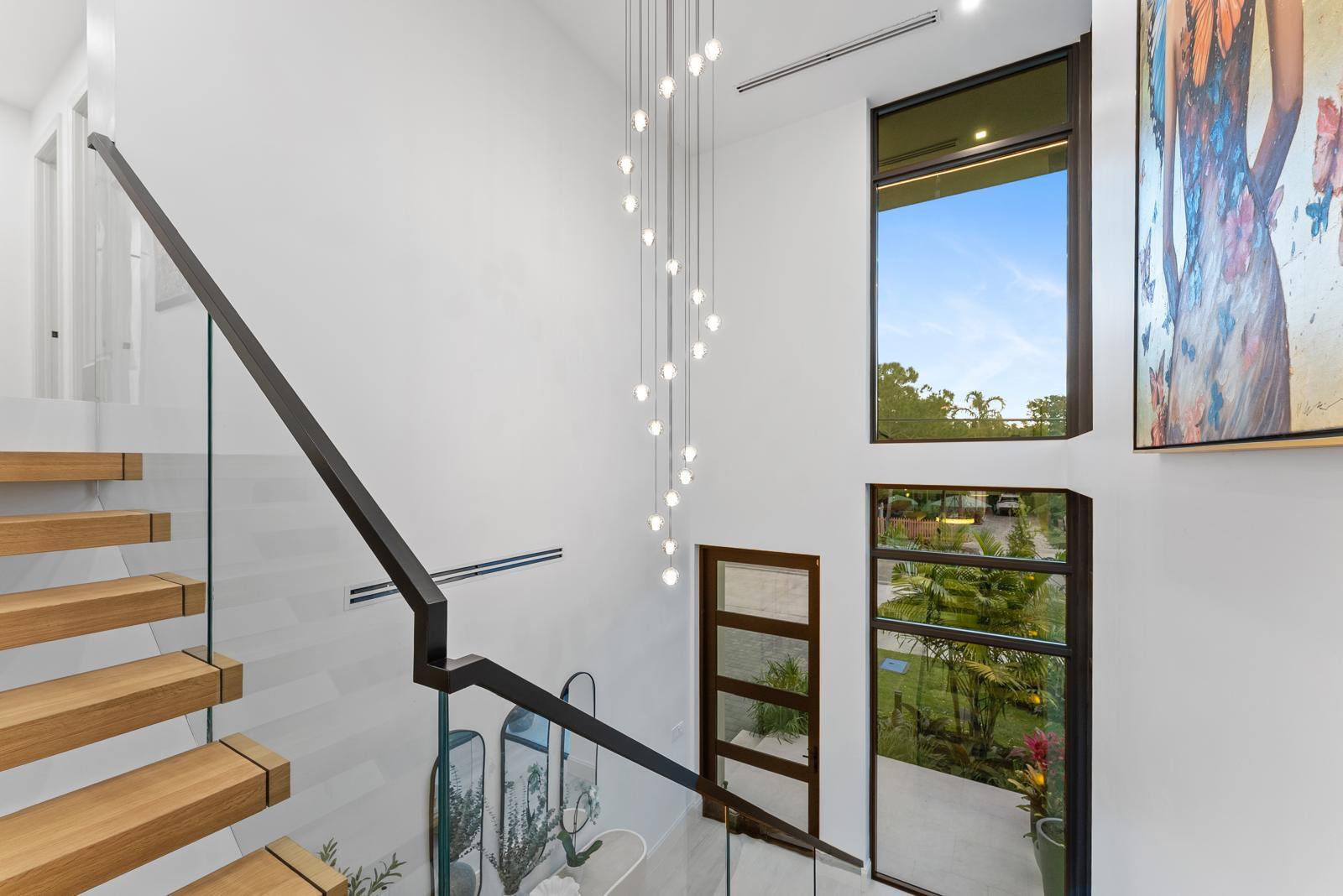 220 S Swinton, Delray Beach FL 33444