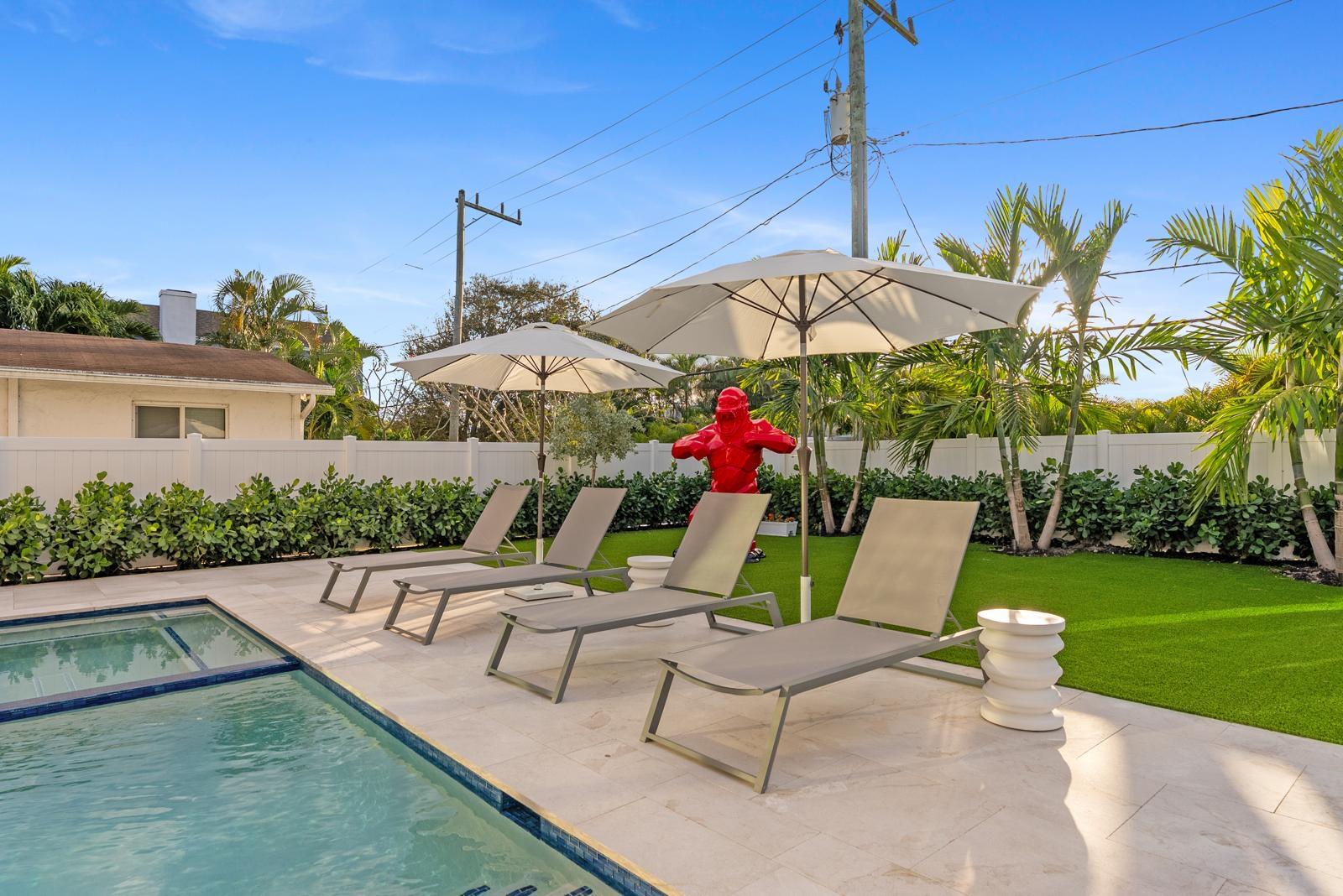 220 S Swinton, Delray Beach FL 33444