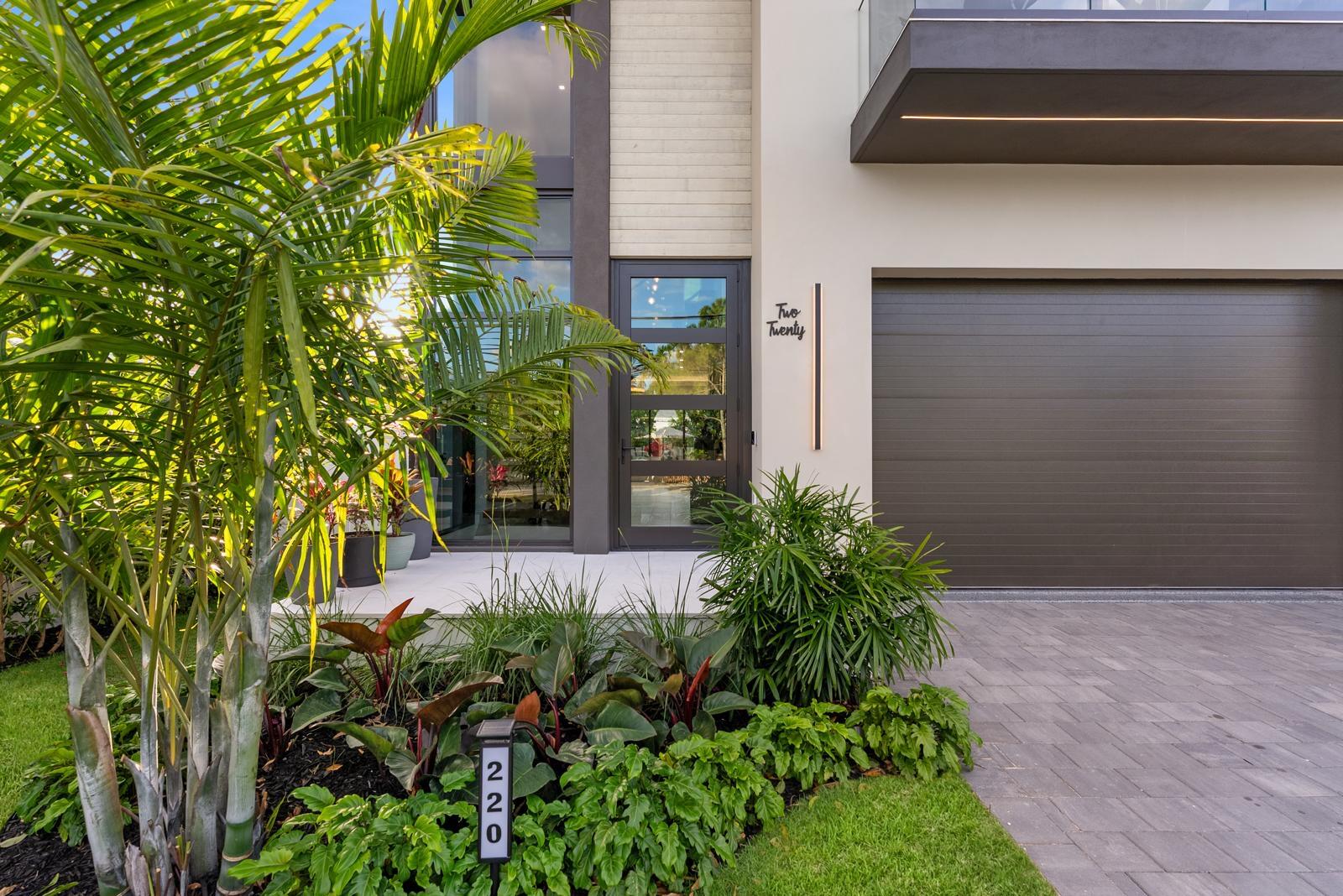 220 S Swinton, Delray Beach FL 33444