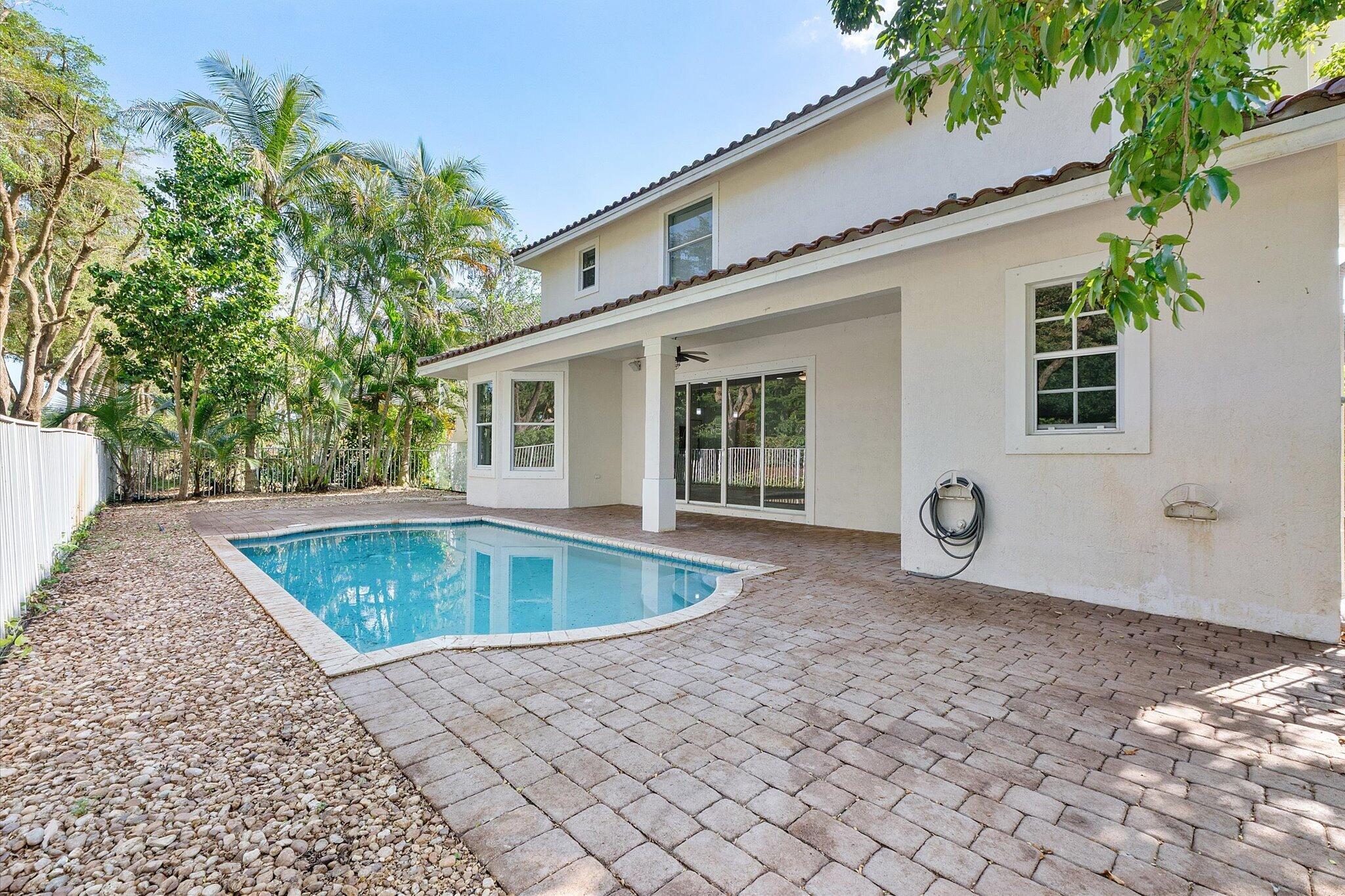 2013 Harbor View, Weston FL 33327