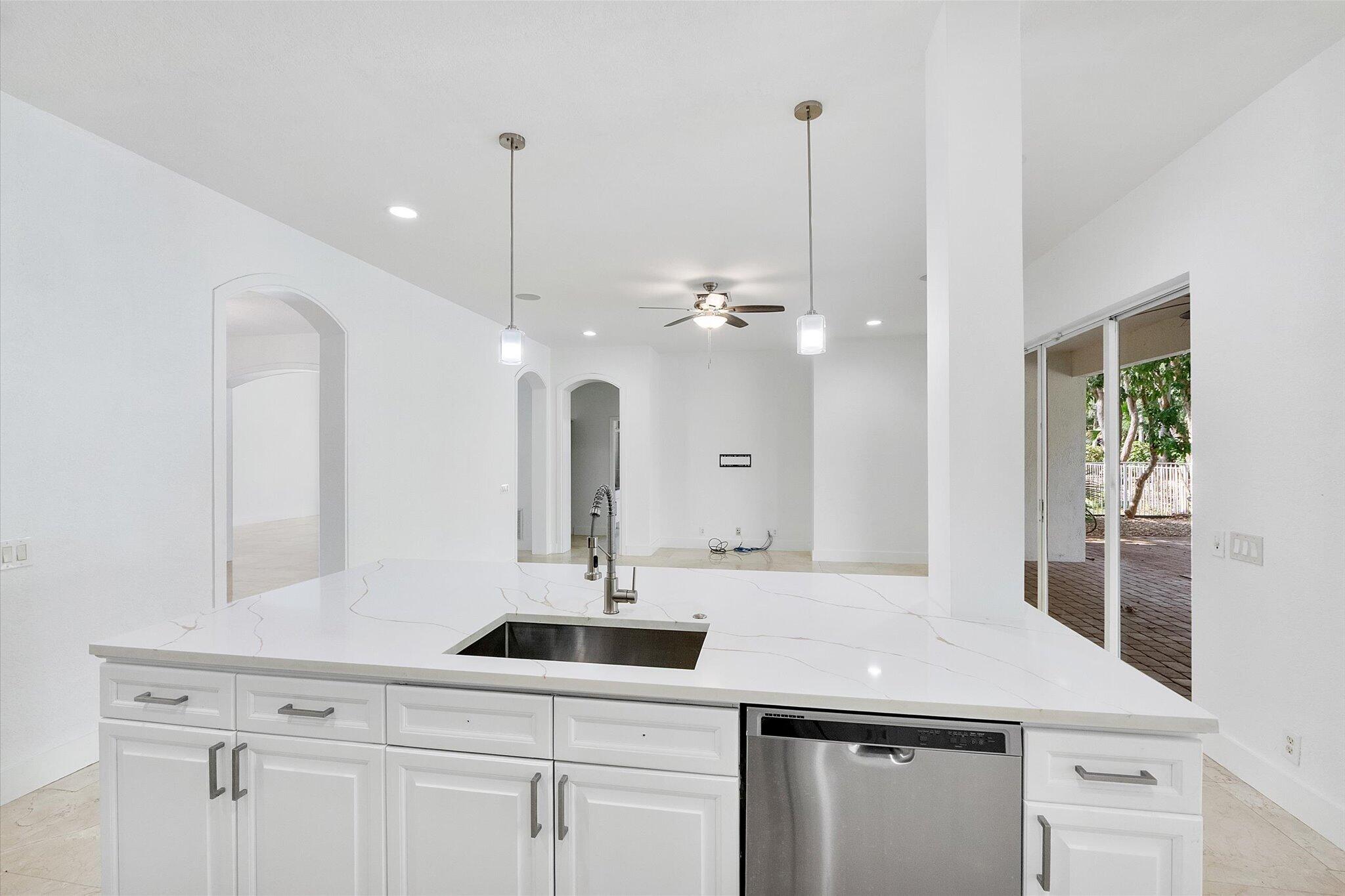 2013 Harbor View, Weston FL 33327