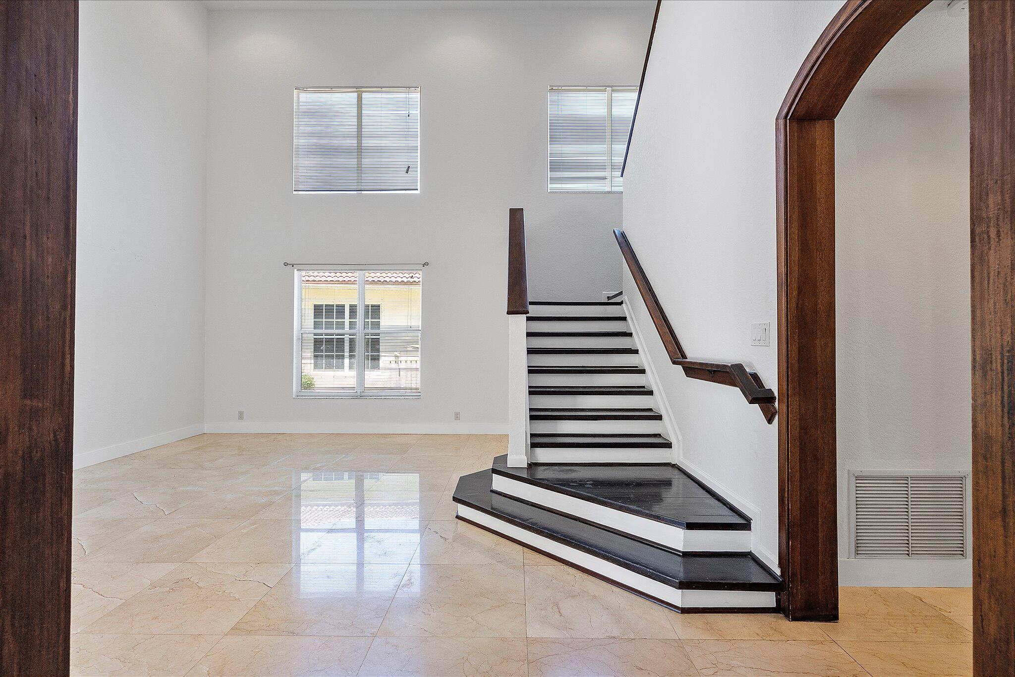 2013 Harbor View, Weston FL 33327