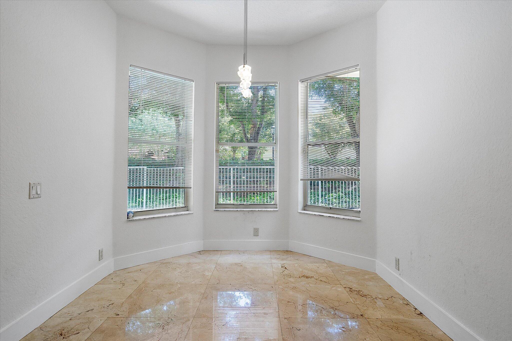 2013 Harbor View, Weston FL 33327