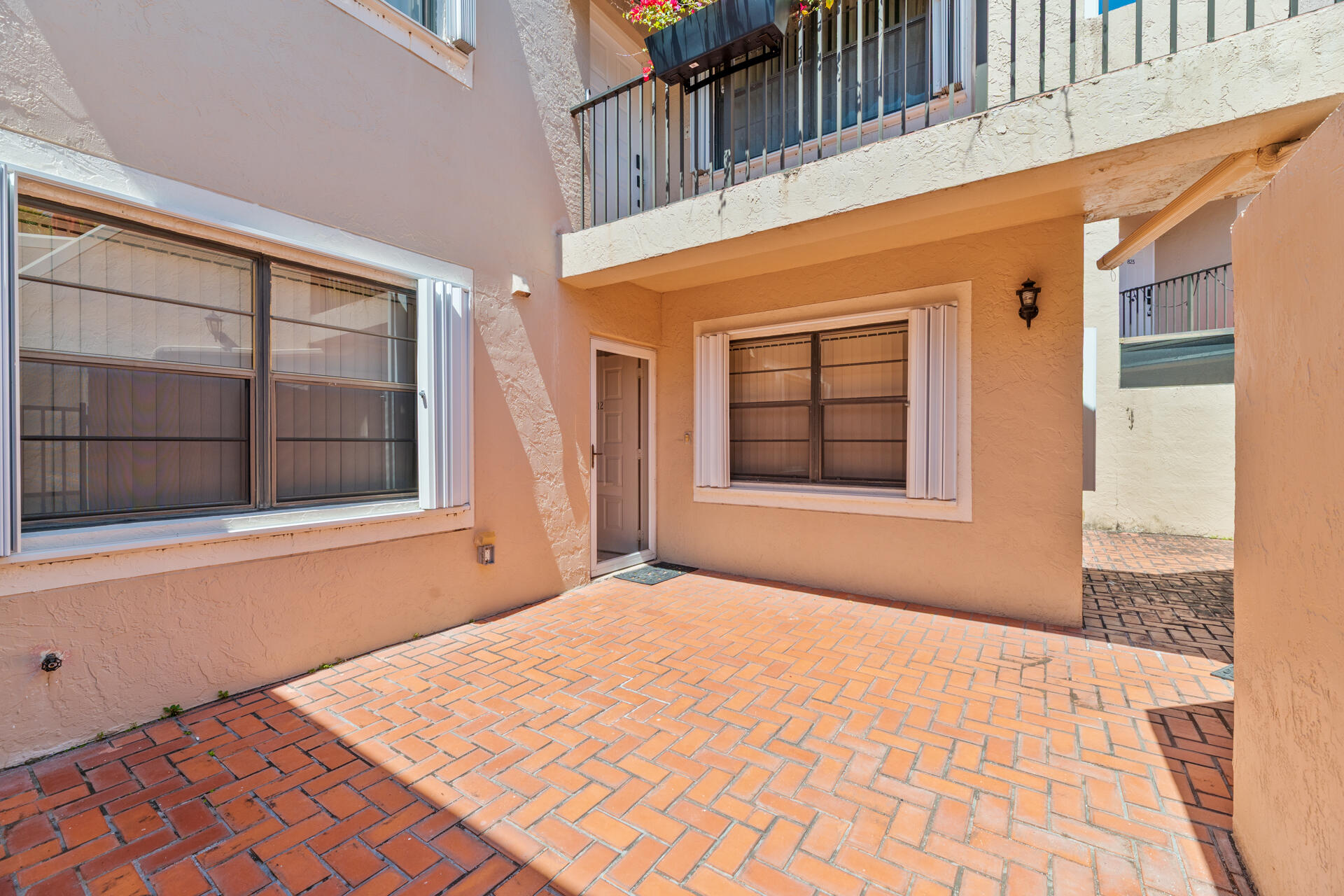6622 Villa Sonrisa #812, Boca Raton FL 33433