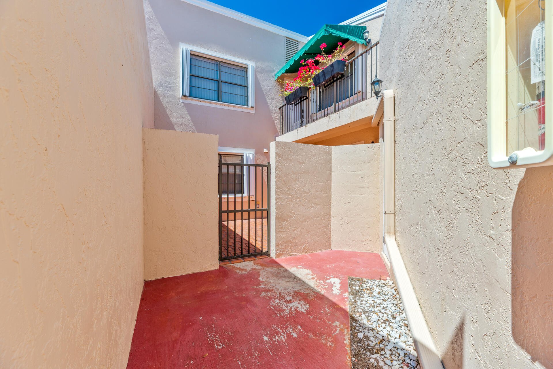 6622 Villa Sonrisa #812, Boca Raton FL 33433