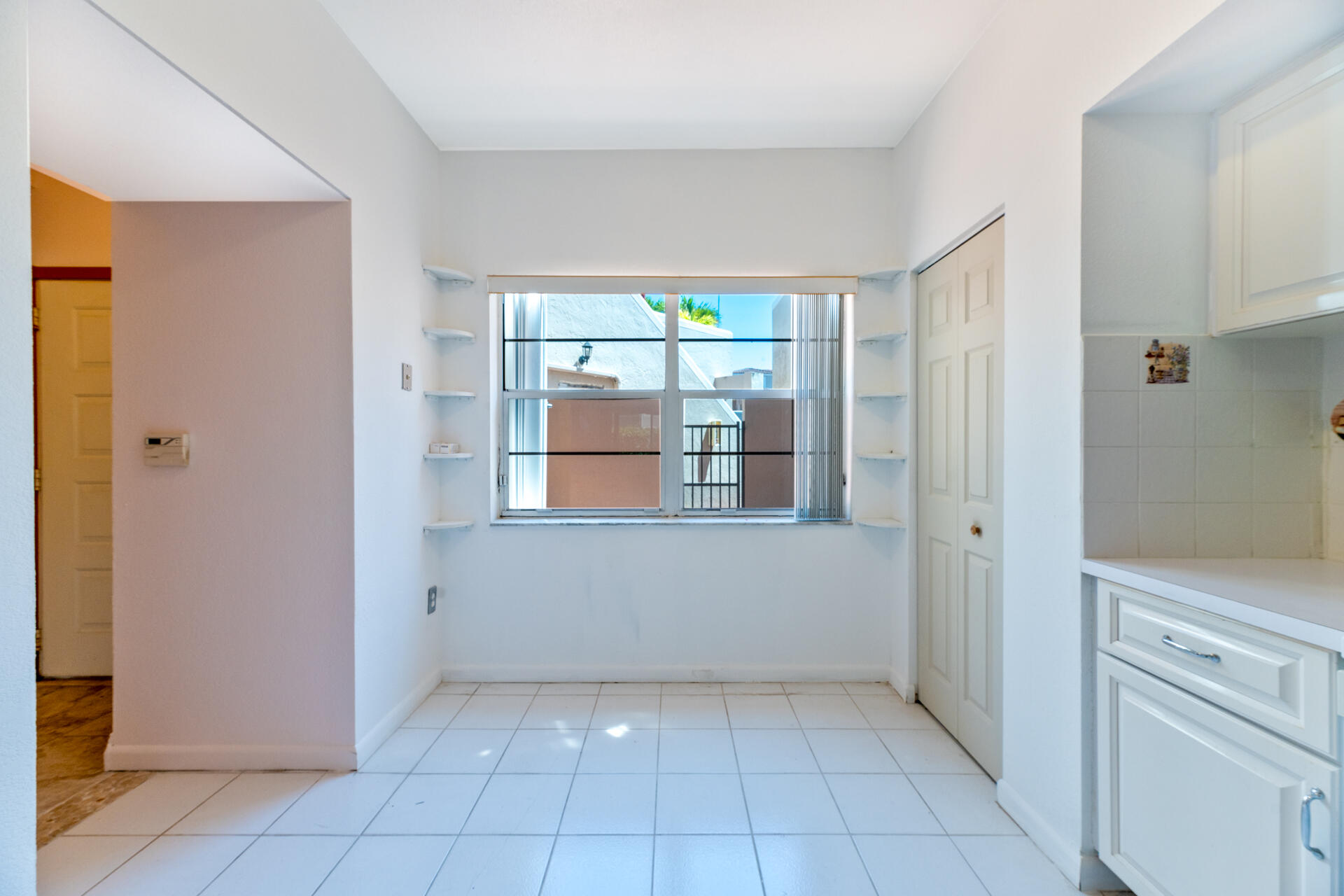 6622 Villa Sonrisa #812, Boca Raton FL 33433
