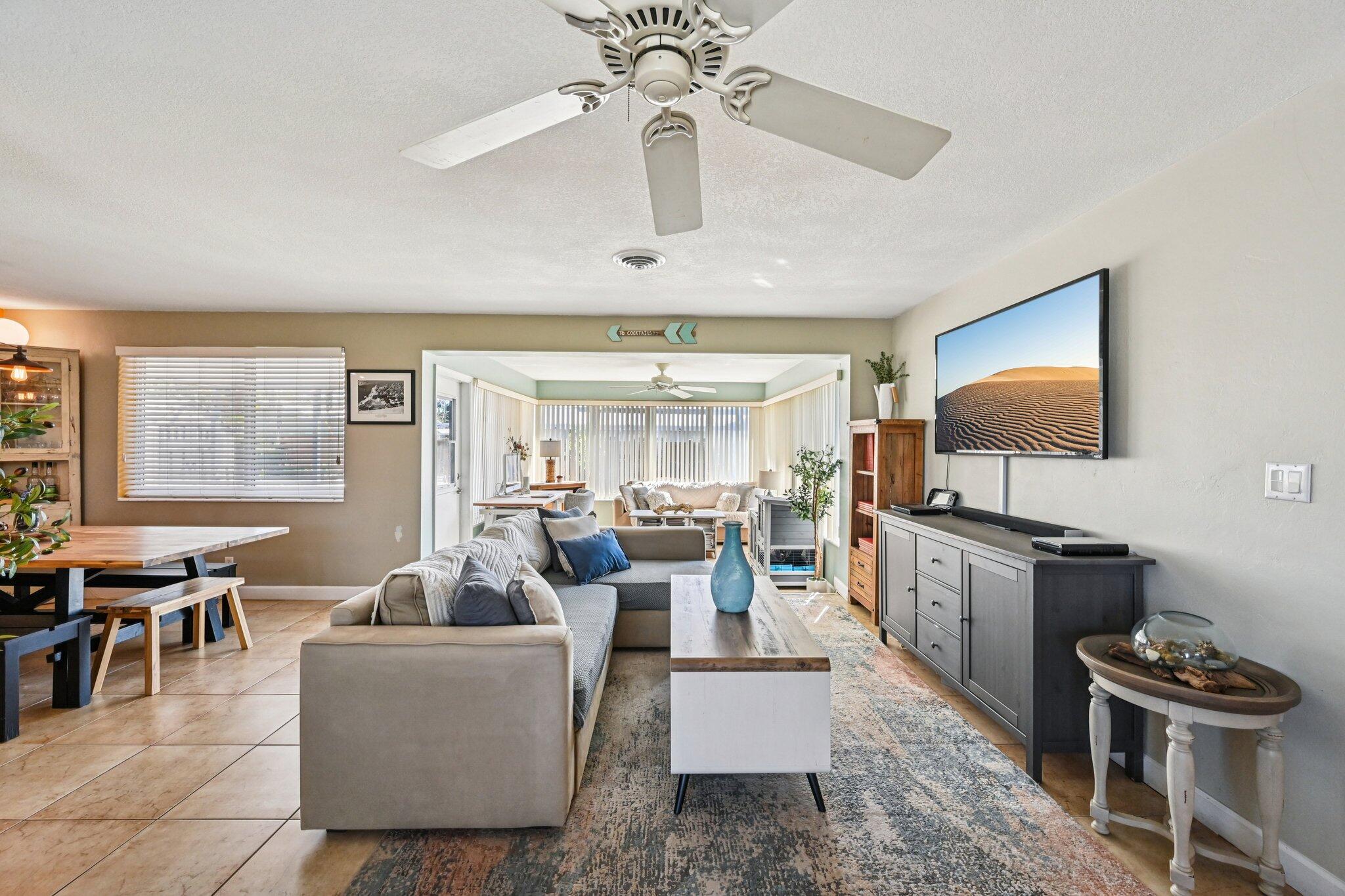 818 SE 9th, Deerfield Beach FL 33441