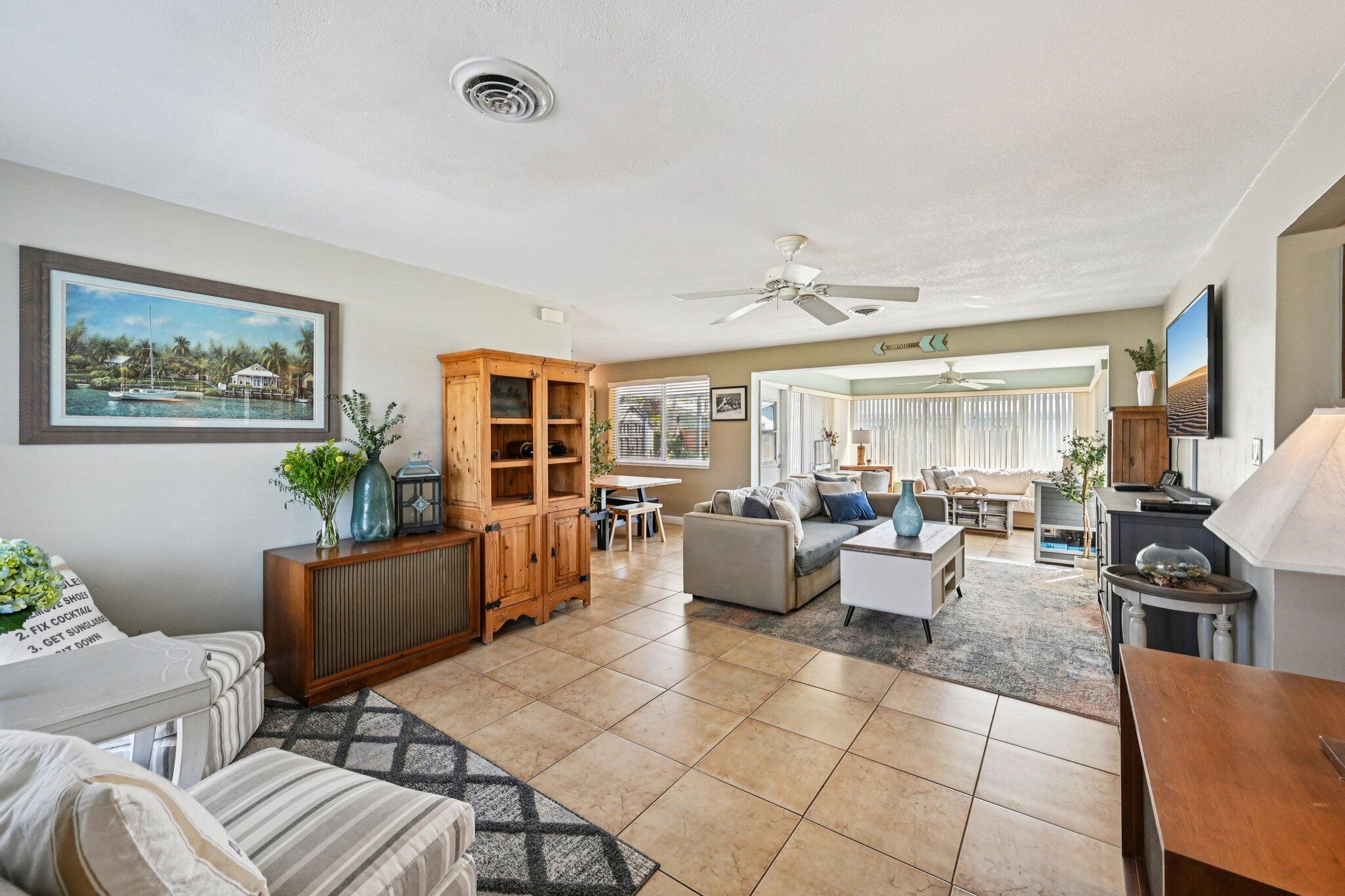 818 SE 9th, Deerfield Beach FL 33441