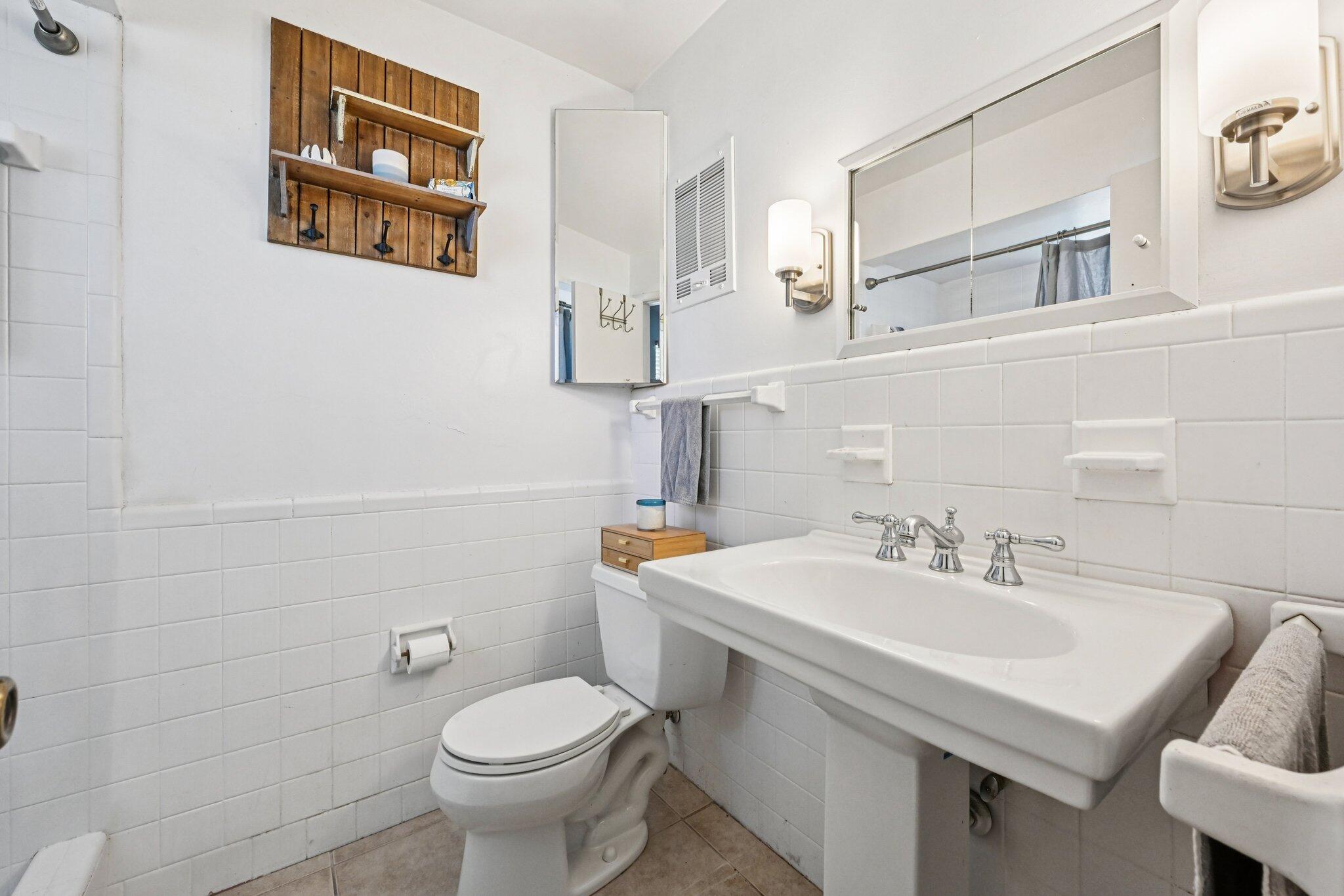 818 SE 9th, Deerfield Beach FL 33441