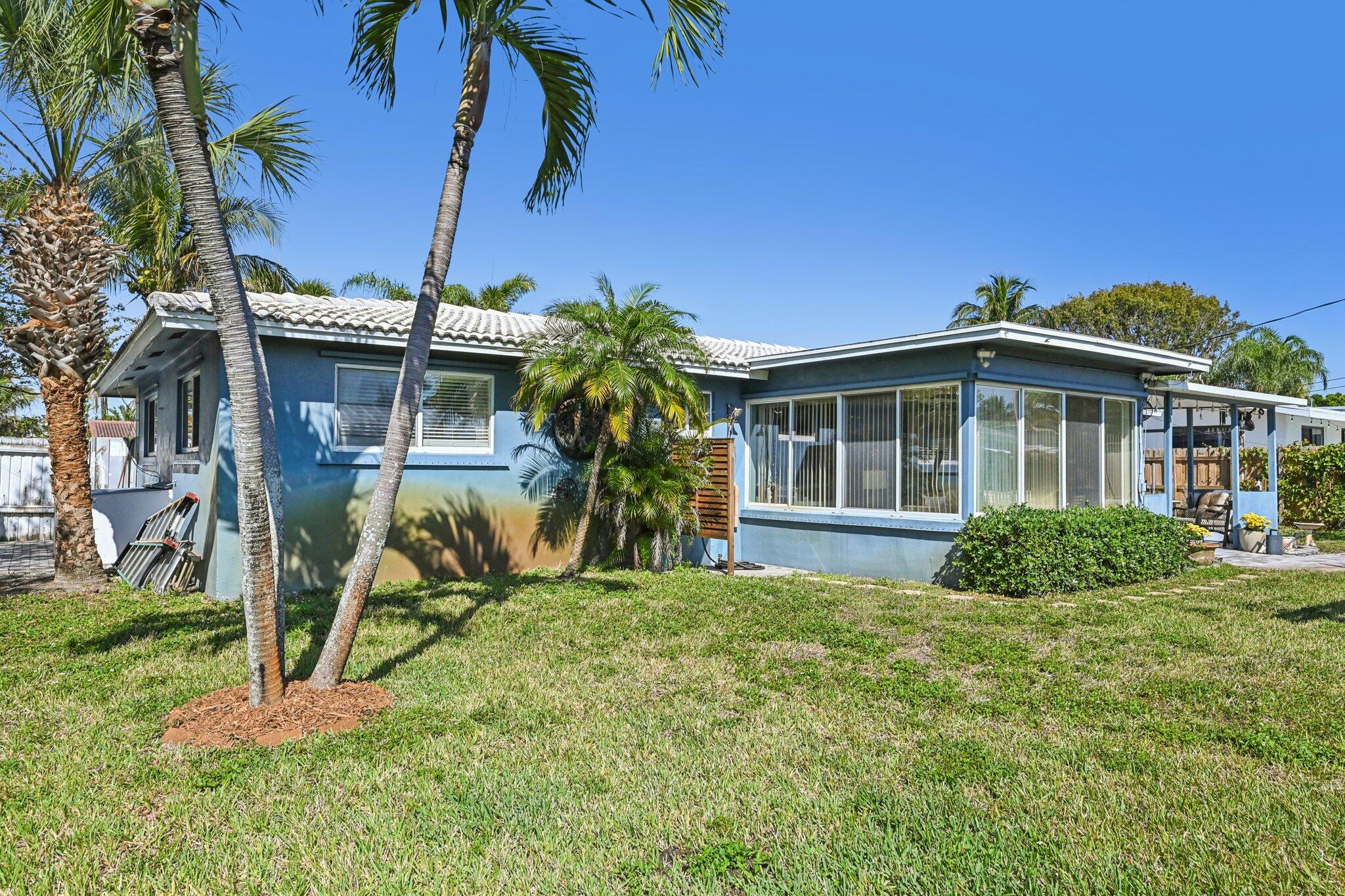 818 SE 9th, Deerfield Beach FL 33441