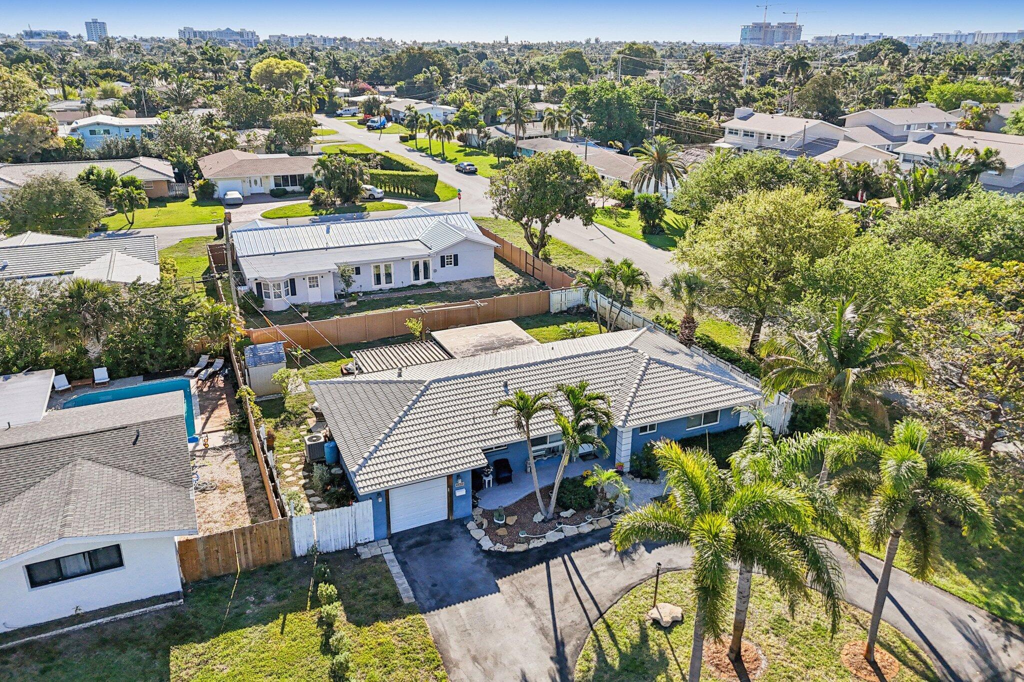 818 SE 9th, Deerfield Beach FL 33441