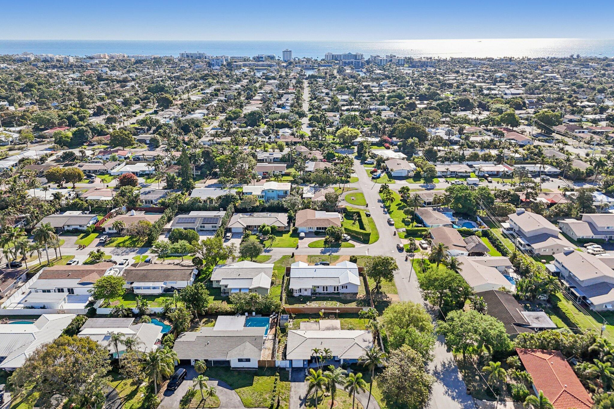 818 SE 9th, Deerfield Beach FL 33441