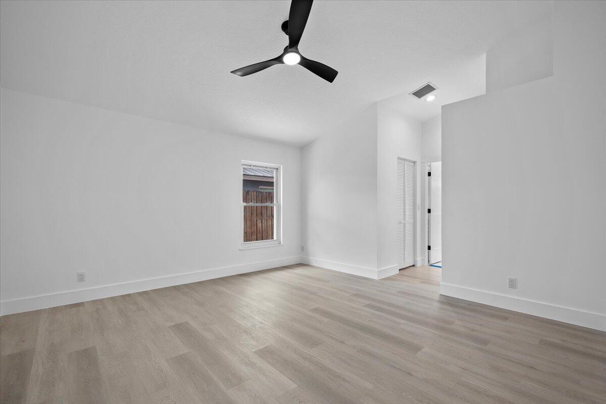 6334 Foster, Jupiter FL 33458