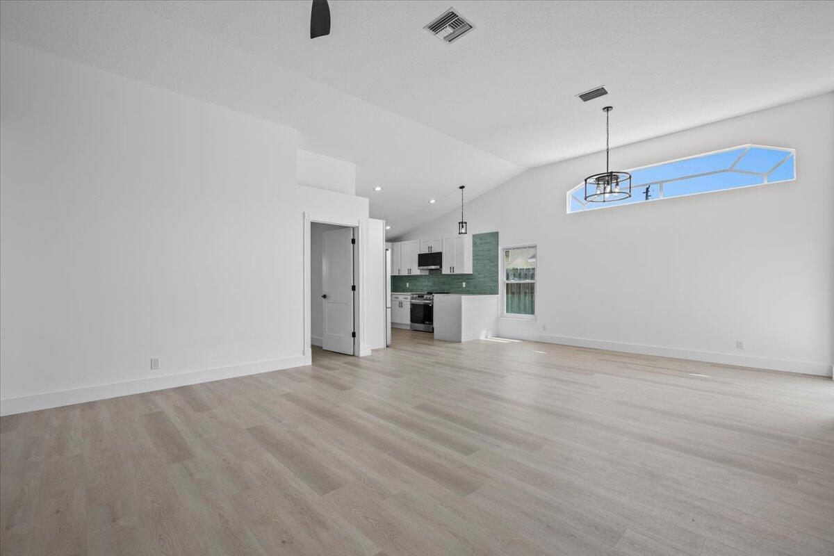 6334 Foster, Jupiter FL 33458