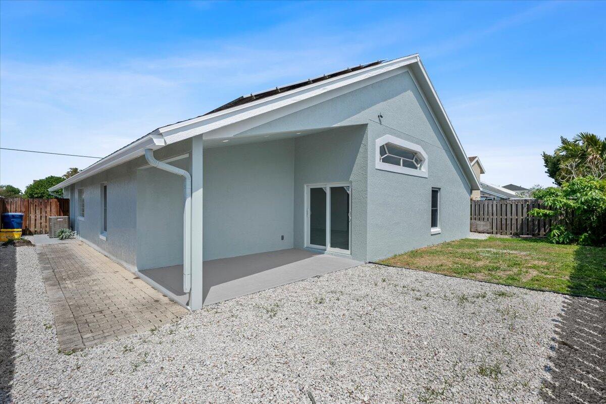 6334 Foster, Jupiter FL 33458