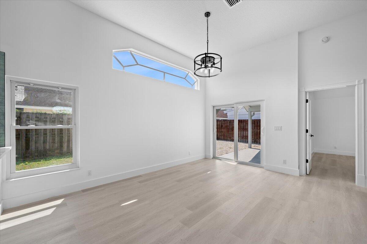 6334 Foster, Jupiter FL 33458