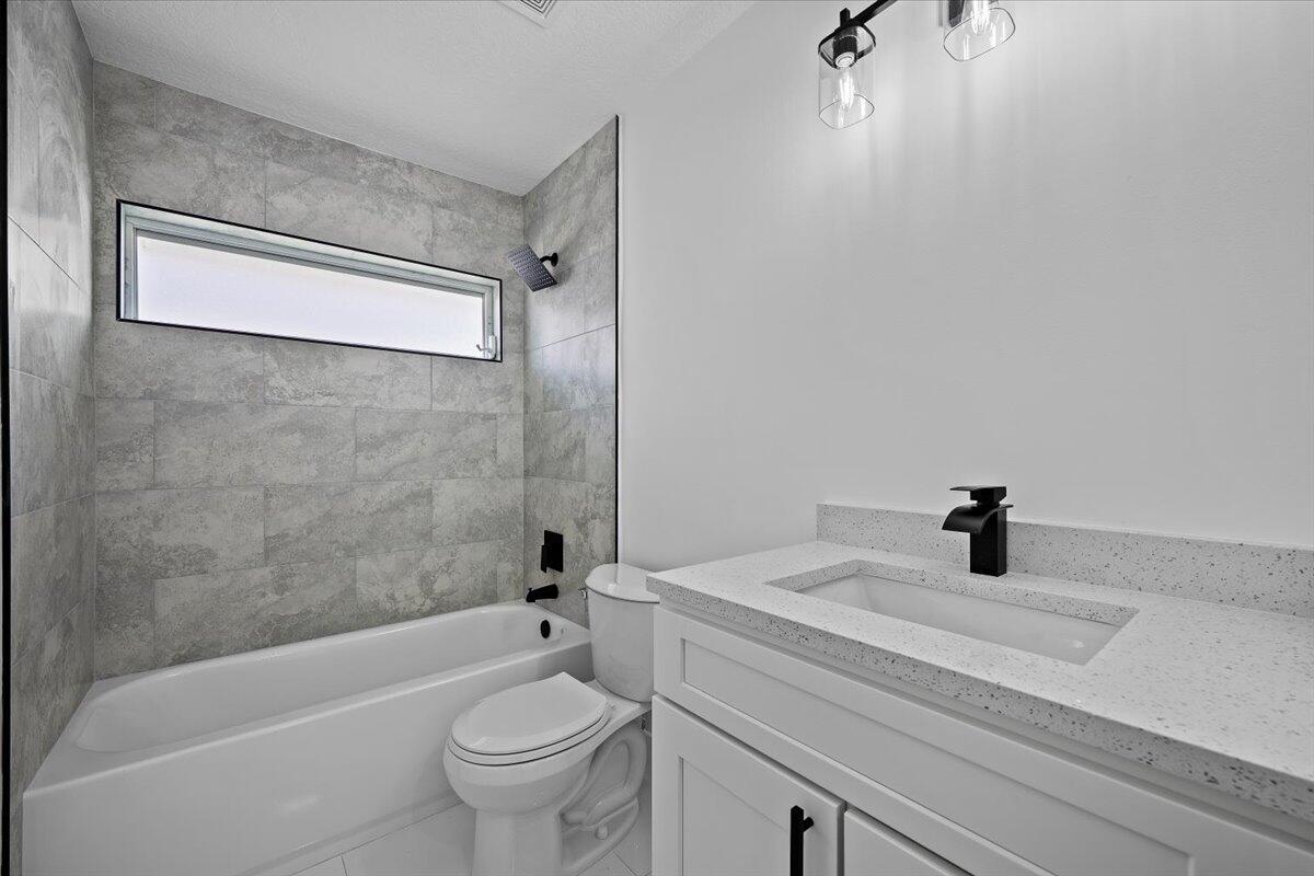 6334 Foster, Jupiter FL 33458