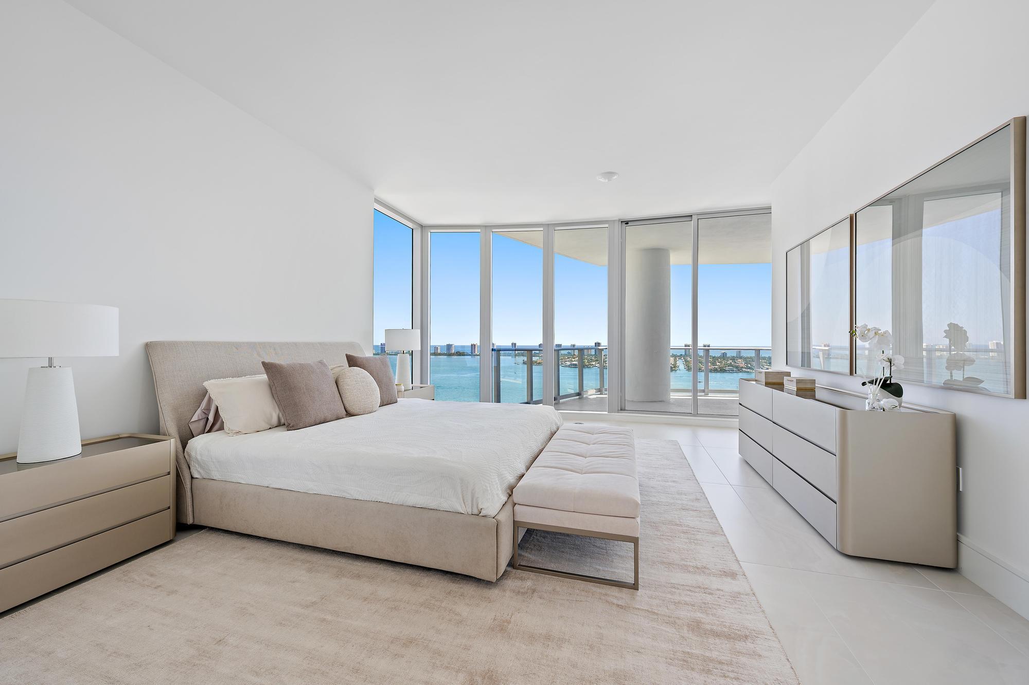 220 Lake Shore #2212, Lake Park FL 33403