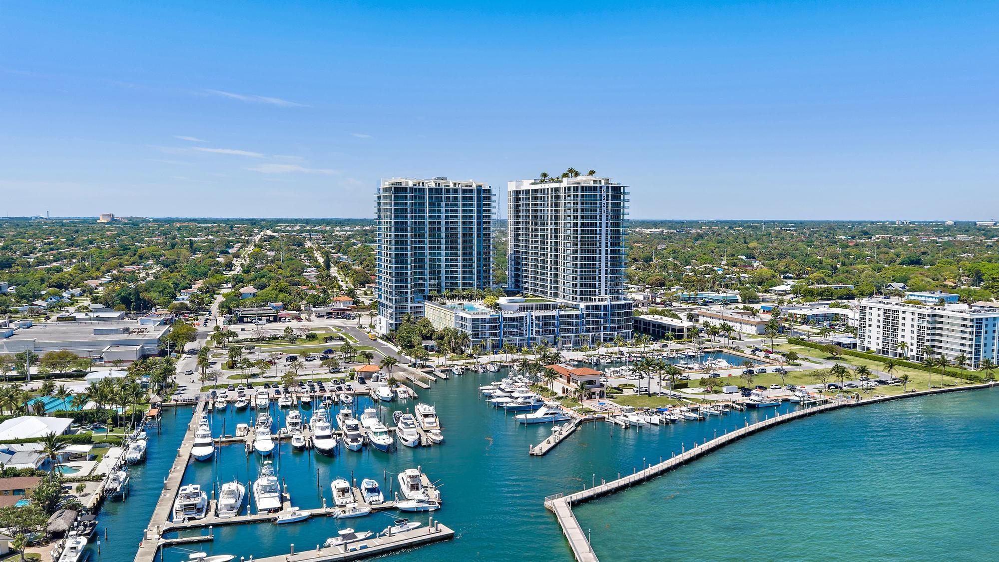 220 Lake Shore #2212, Lake Park FL 33403