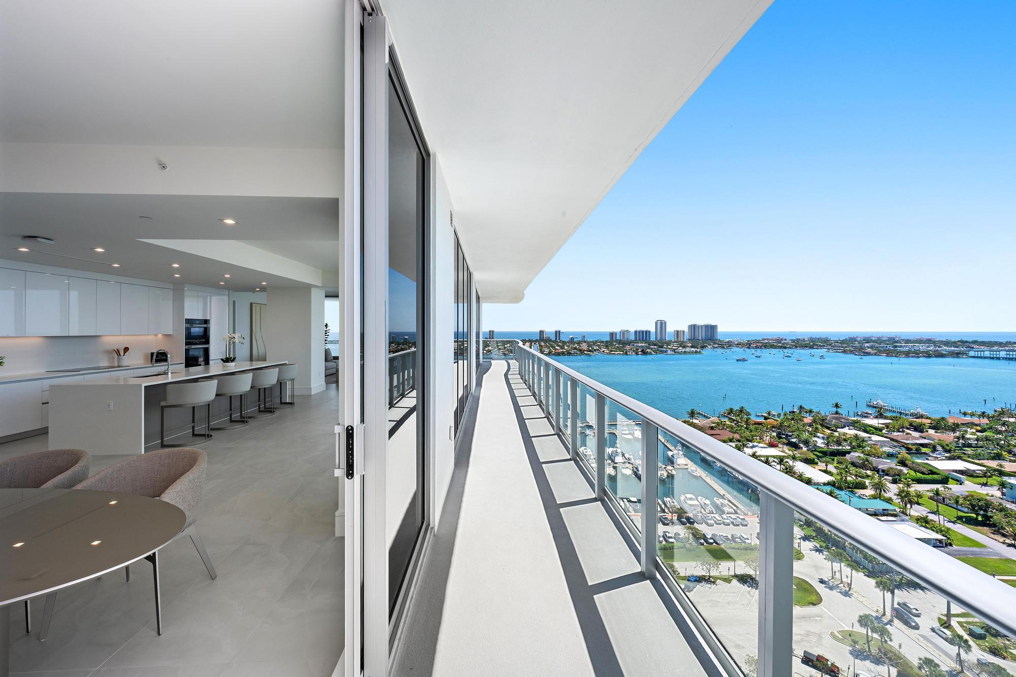 220 Lake Shore #2212, Lake Park FL 33403