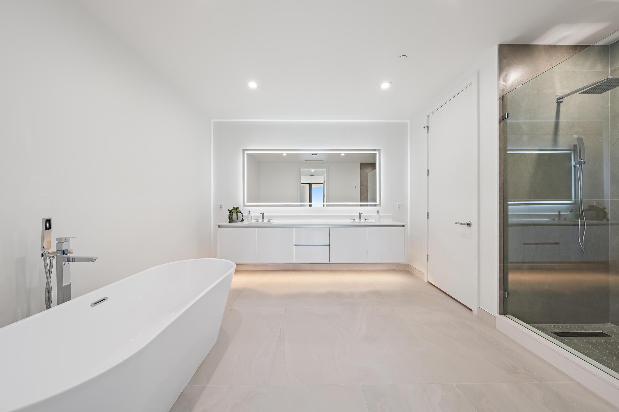 220 Lake Shore #2212, Lake Park FL 33403