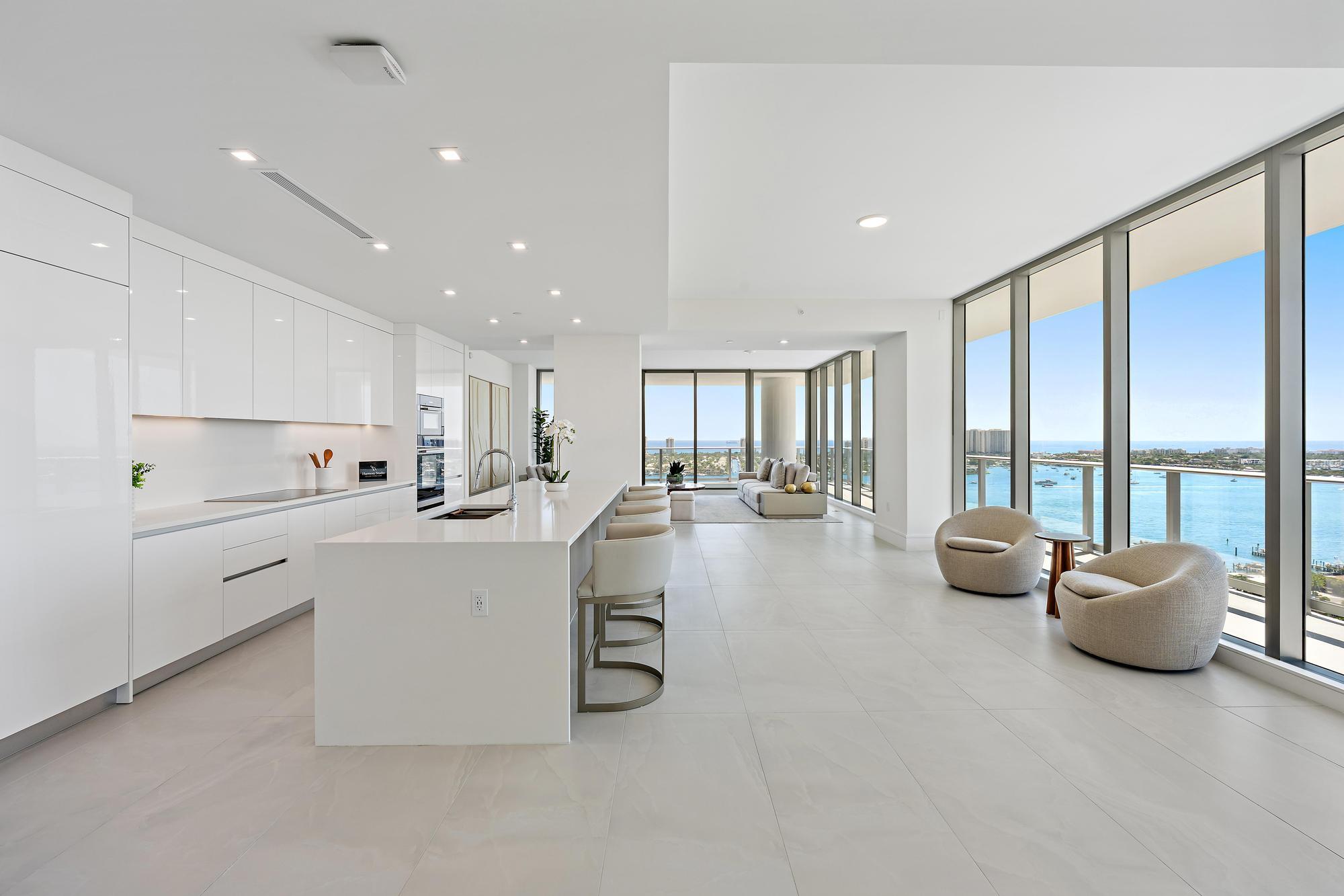 220 Lake Shore #2212, Lake Park FL 33403
