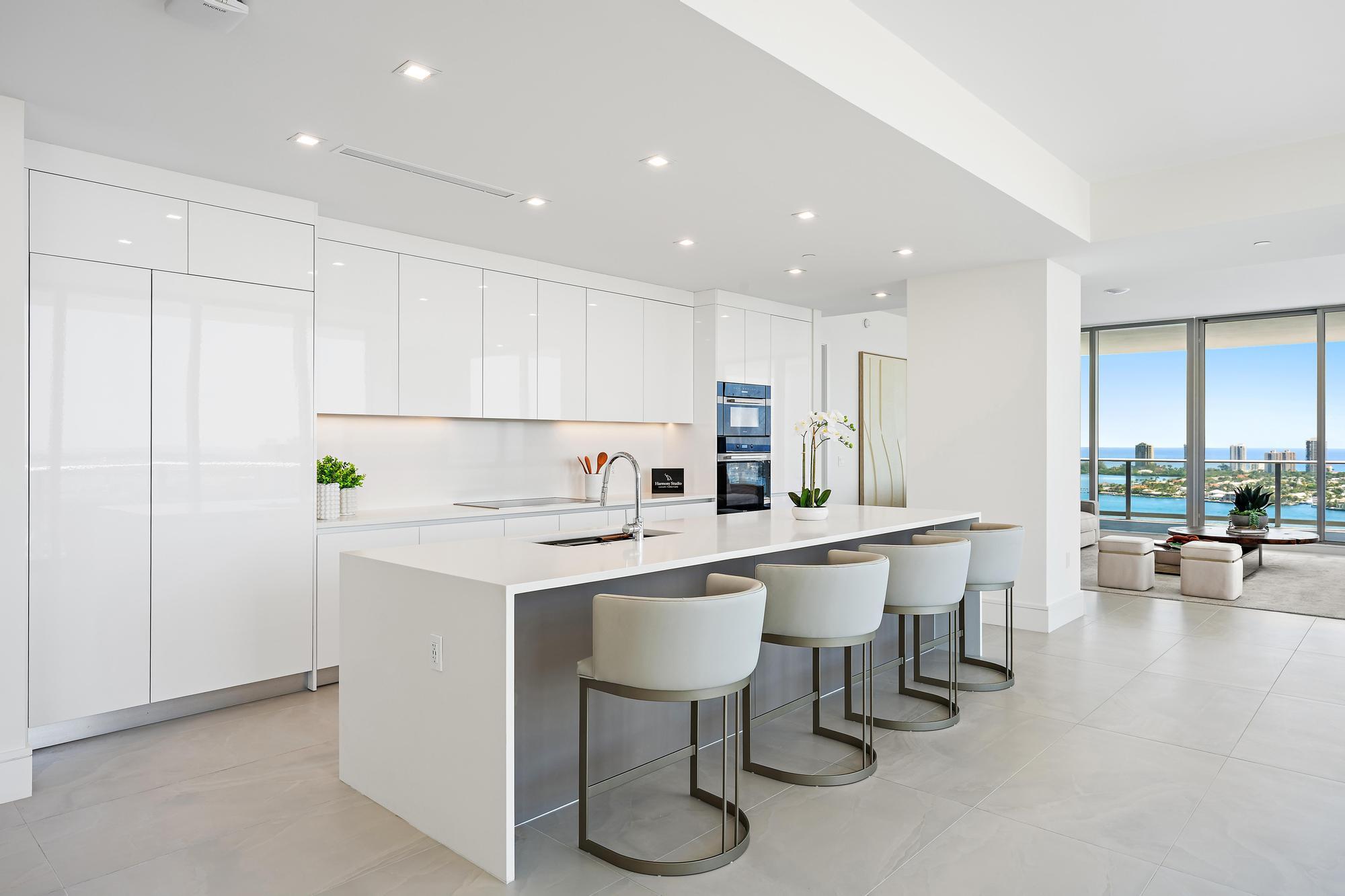 220 Lake Shore #2212, Lake Park FL 33403