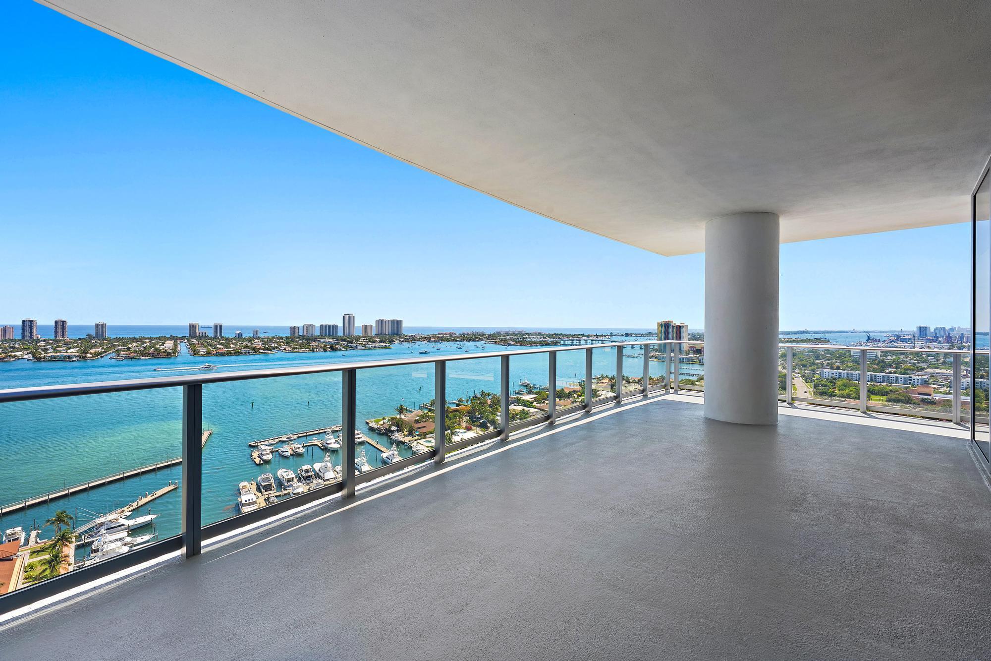 220 Lake Shore #2212, Lake Park FL 33403