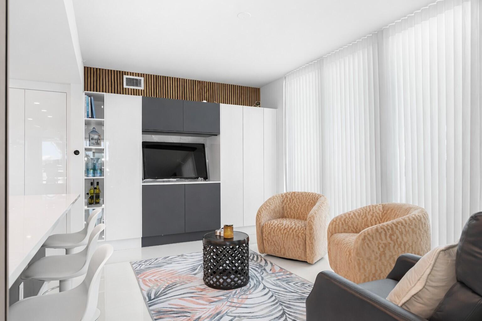 3535 S Ocean #402, Hollywood FL 33019