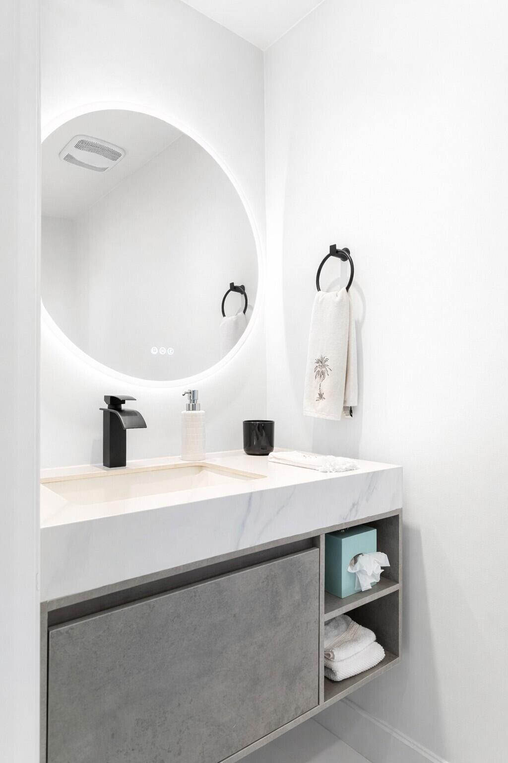 3535 S Ocean #402, Hollywood FL 33019