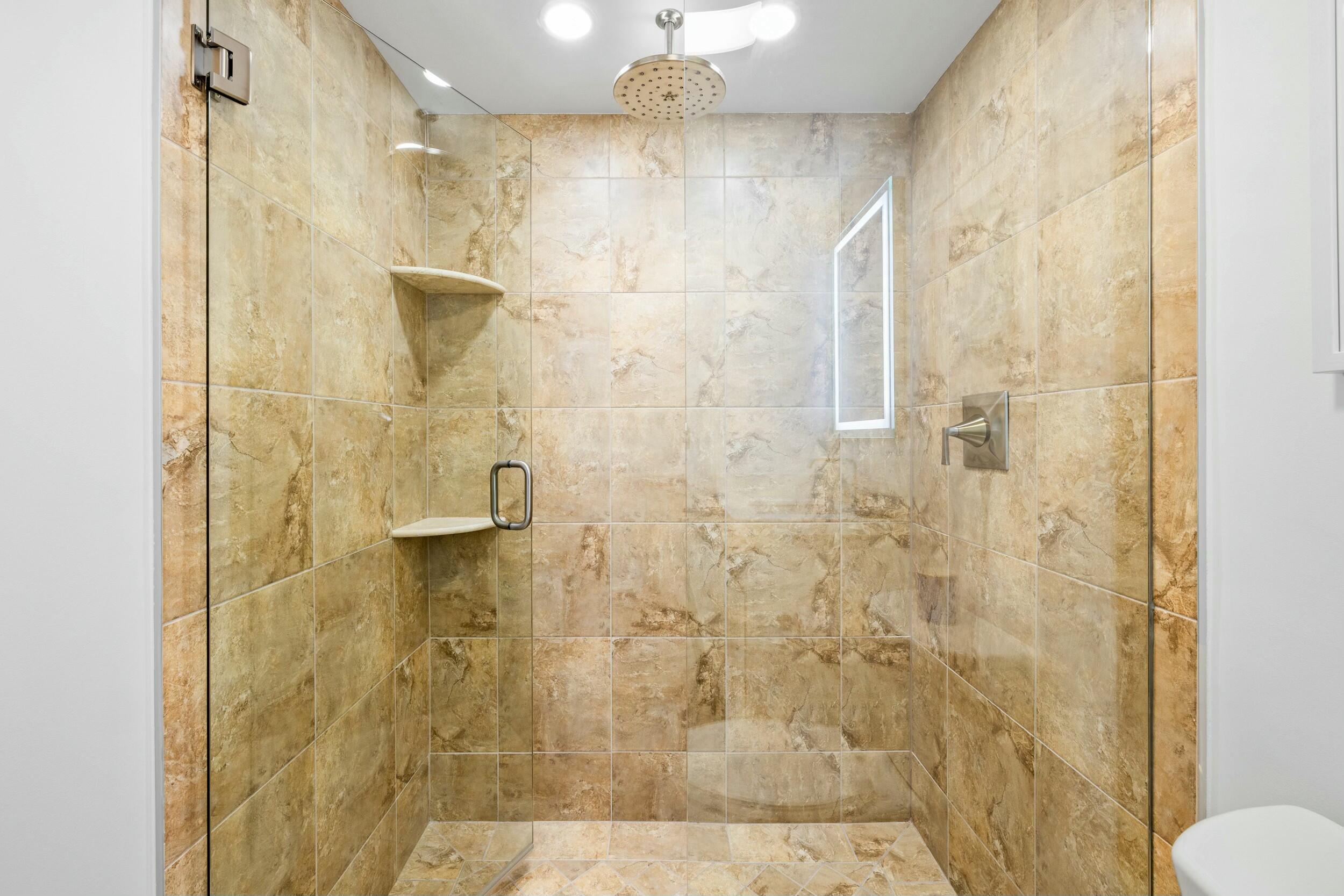 400 N Flagler #2004, West Palm Beach FL 33401