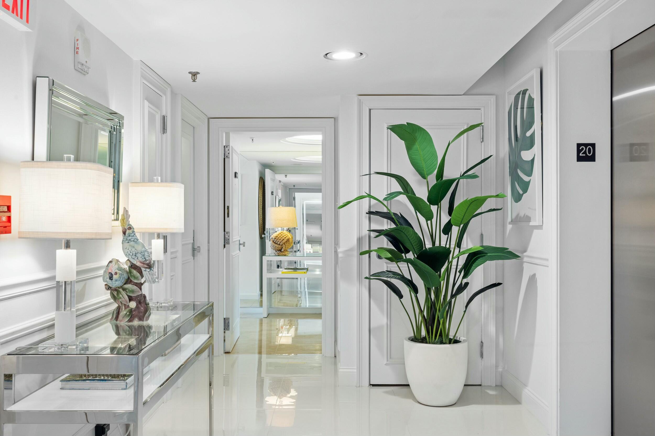 400 N Flagler #2004, West Palm Beach FL 33401