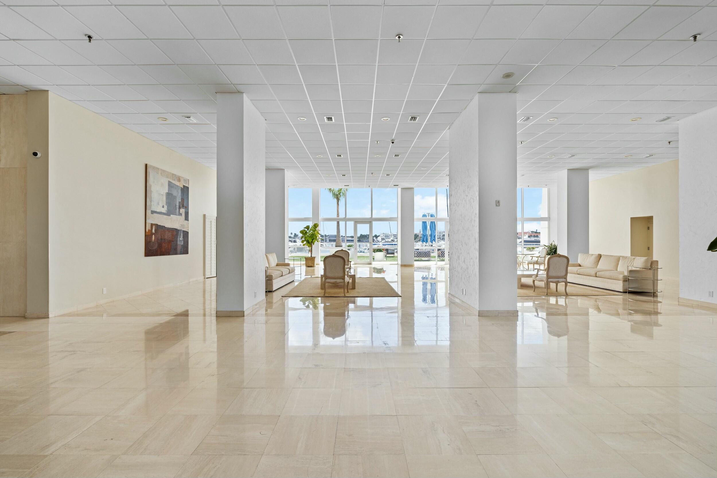 400 N Flagler #2004, West Palm Beach FL 33401