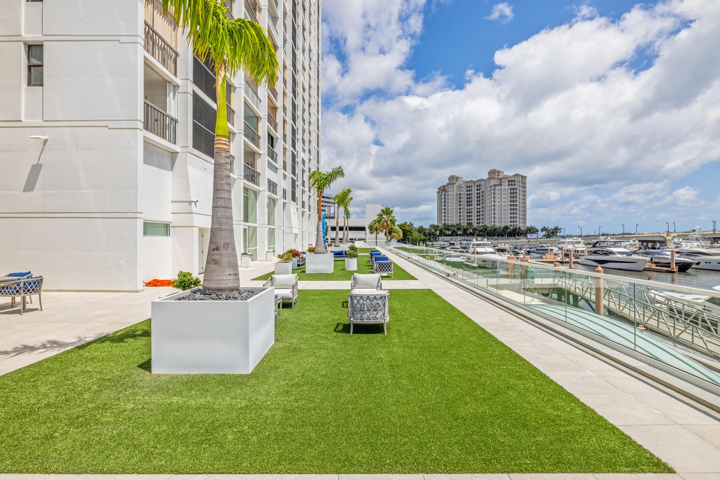 400 N Flagler #2003, West Palm Beach FL 33401