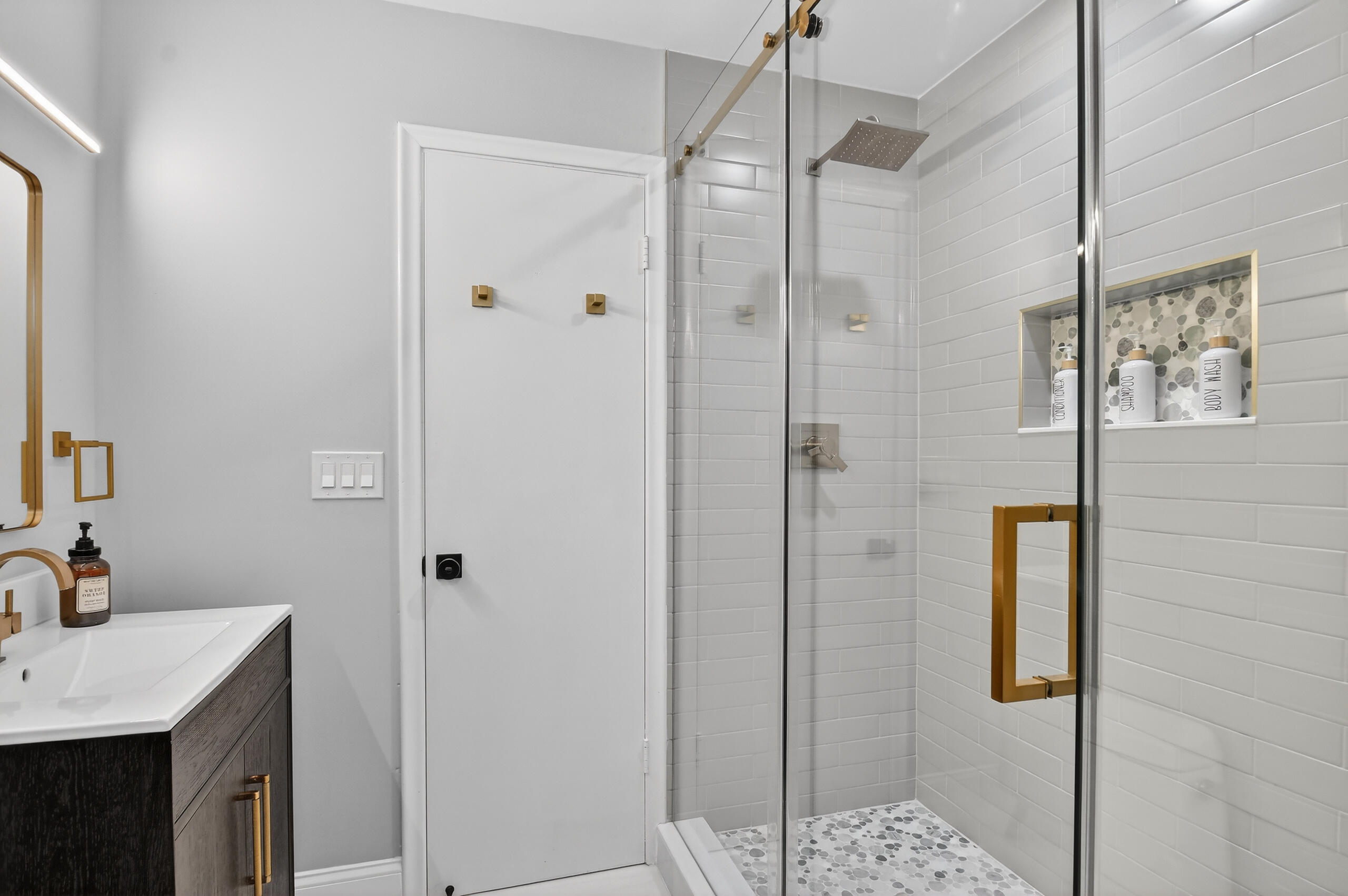 8416 Pine Tree, West Palm Beach FL 33406