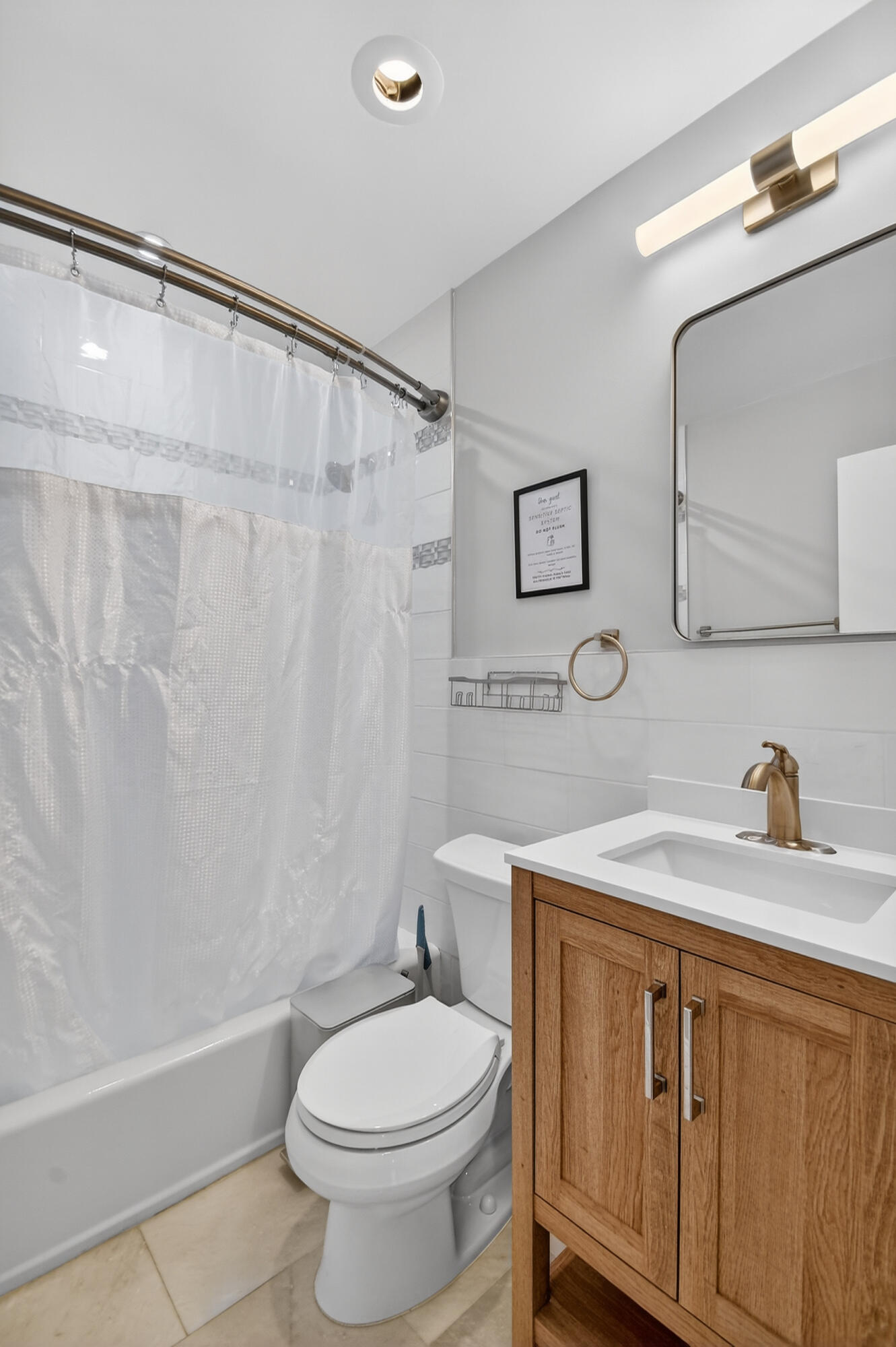 8416 Pine Tree, West Palm Beach FL 33406