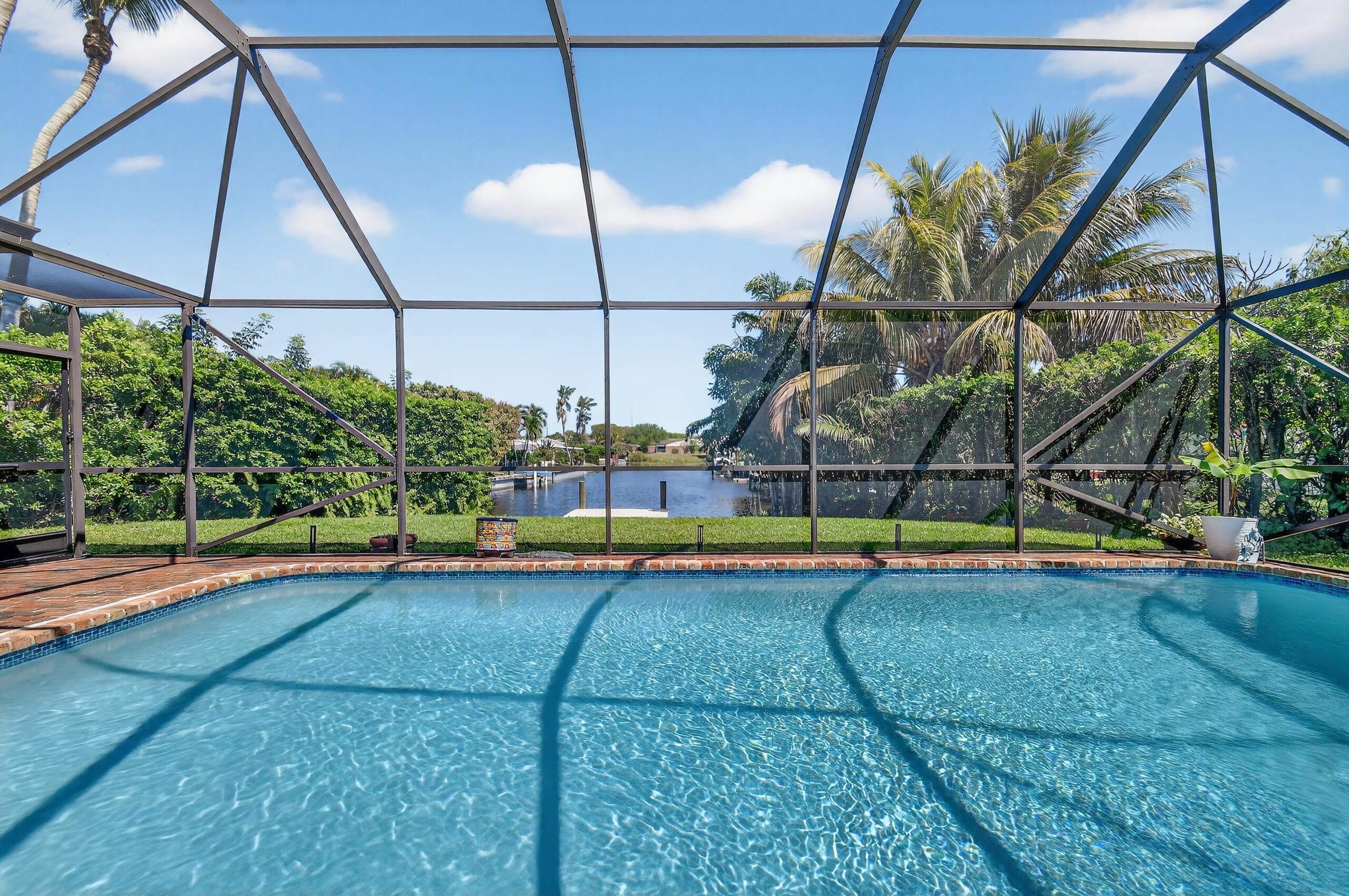 8416 Pine Tree, West Palm Beach FL 33406