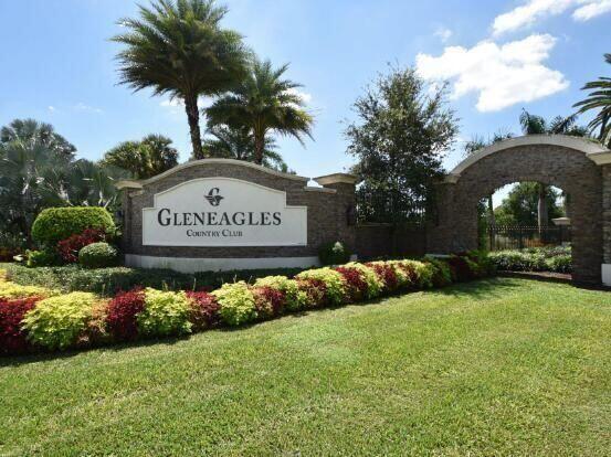 7449 Glendevon #106, Delray Beach FL 33446