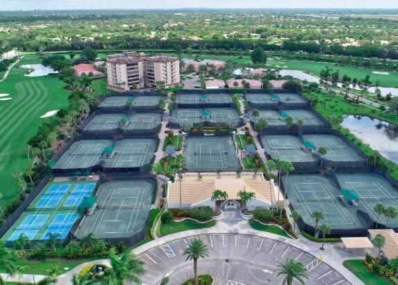 7449 Glendevon #106, Delray Beach FL 33446