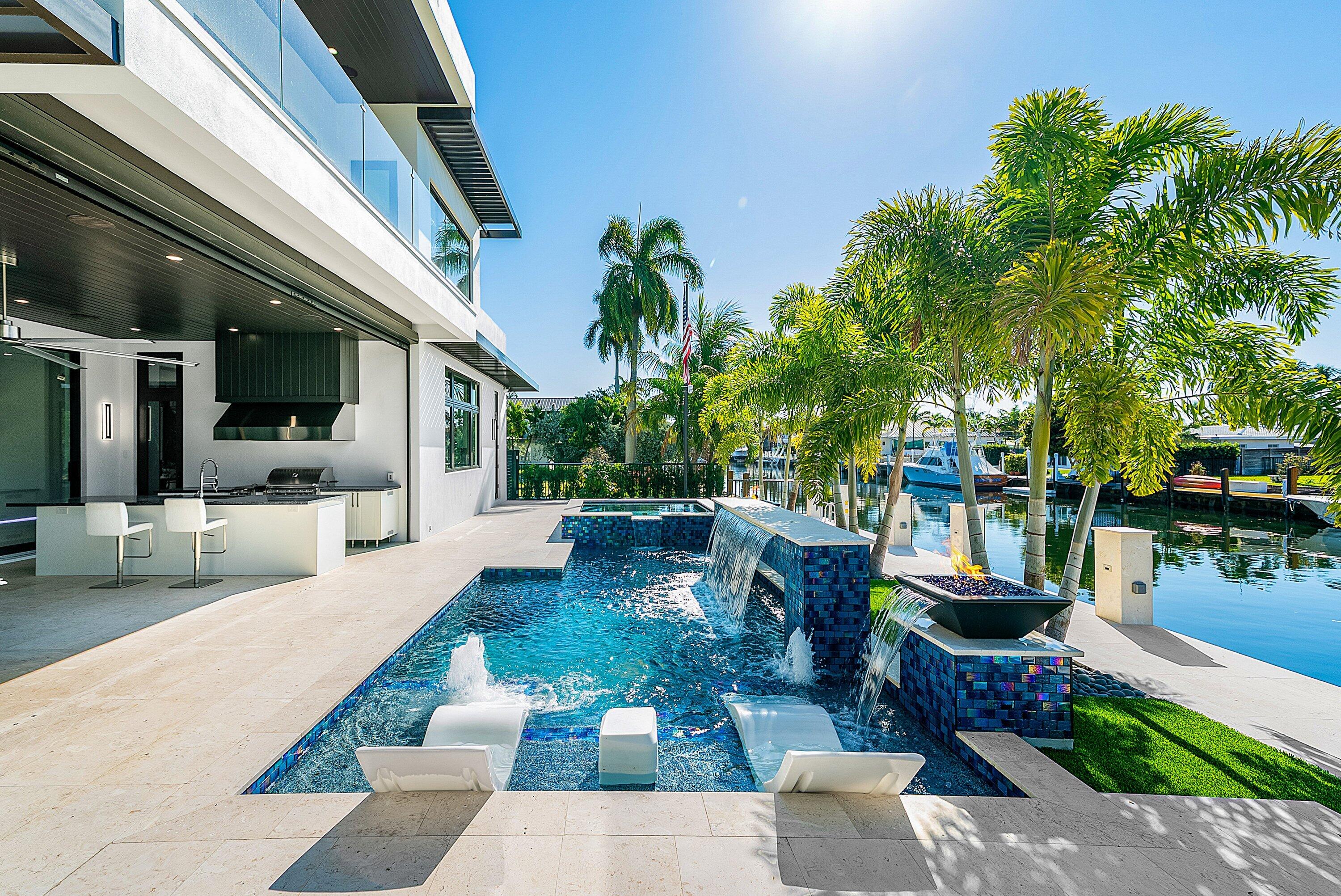 2650 NE 48th, Lighthouse Point FL 33064