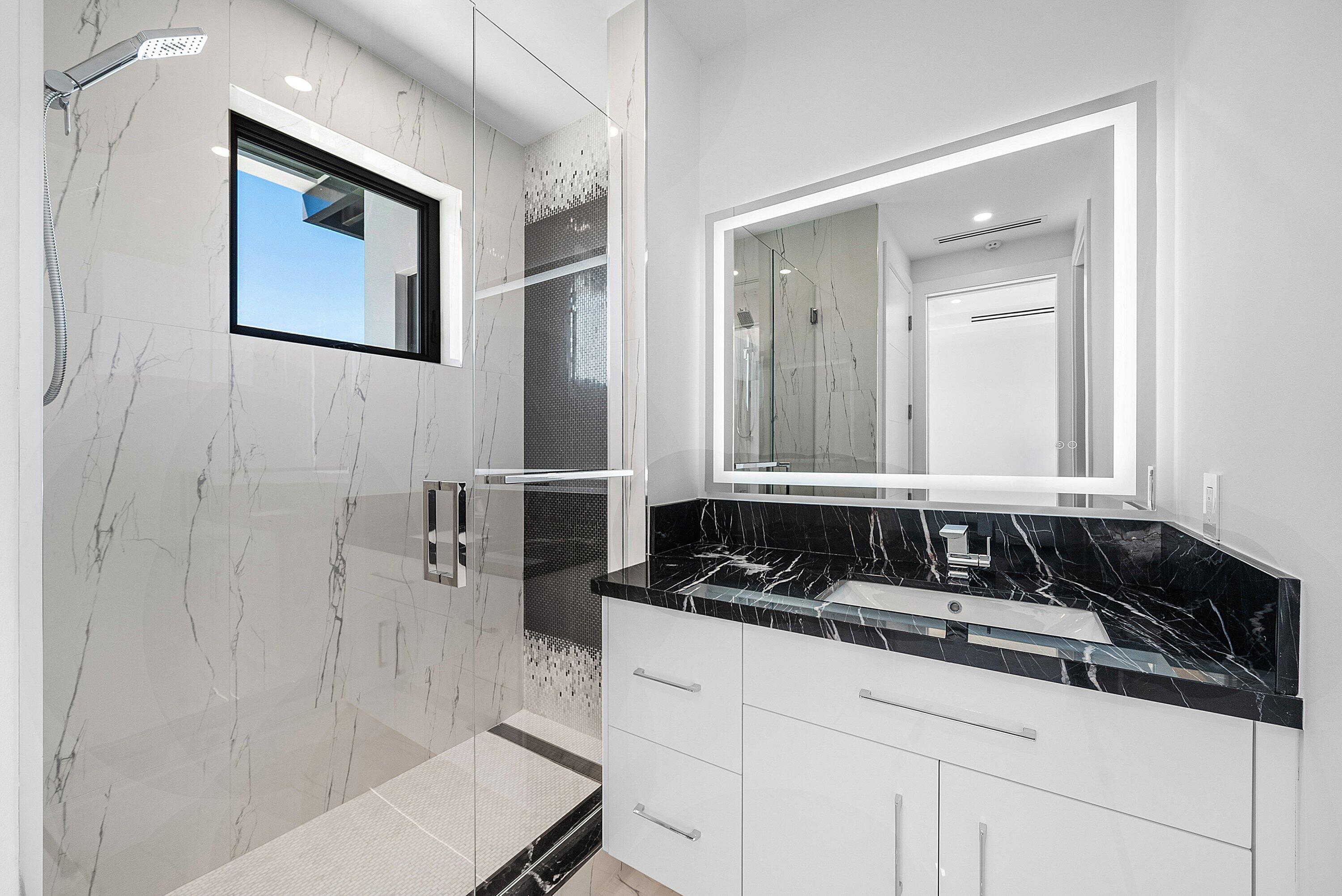 2650 NE 48th, Lighthouse Point FL 33064