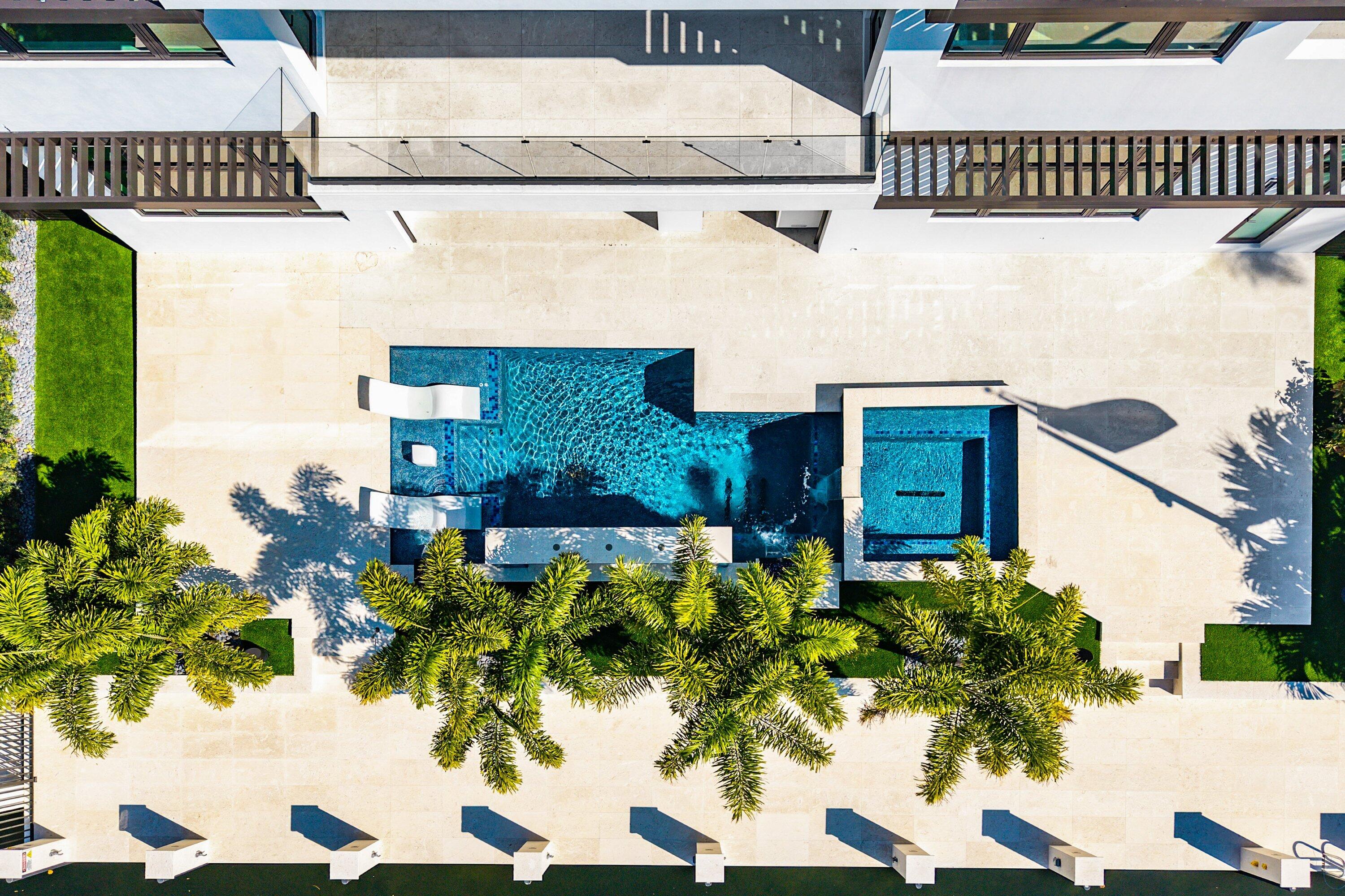 2650 NE 48th, Lighthouse Point FL 33064