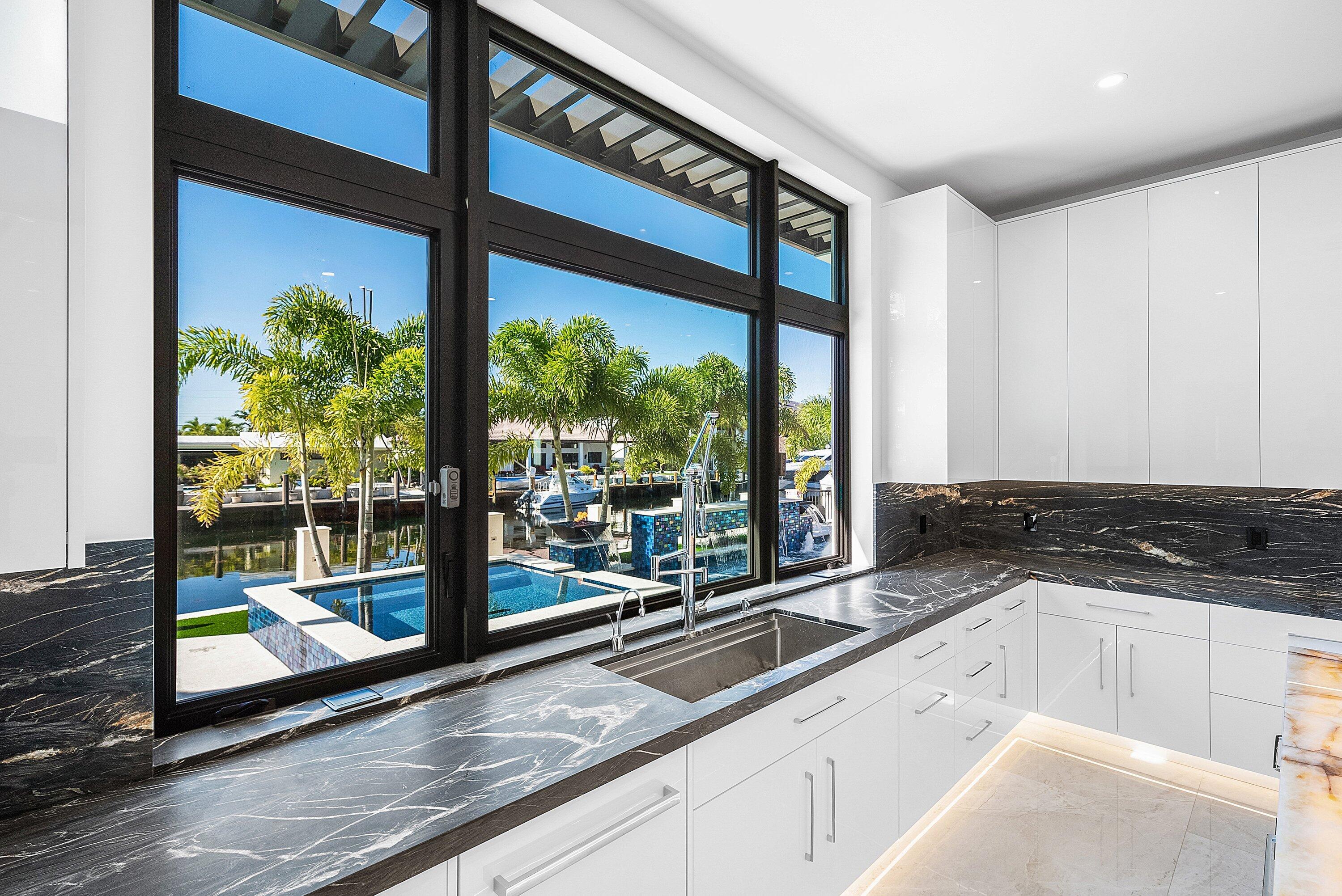 2650 NE 48th, Lighthouse Point FL 33064