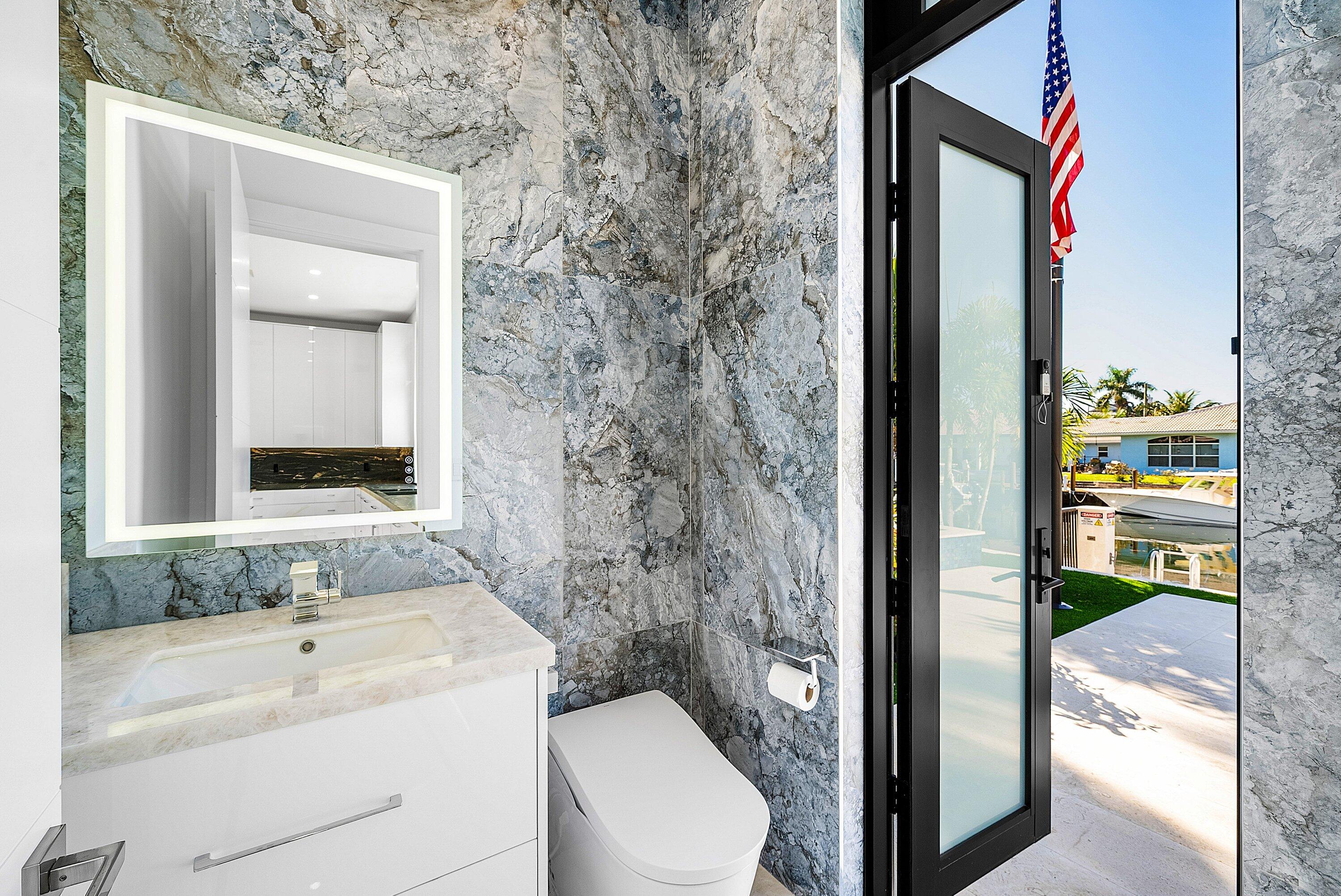 2650 NE 48th, Lighthouse Point FL 33064