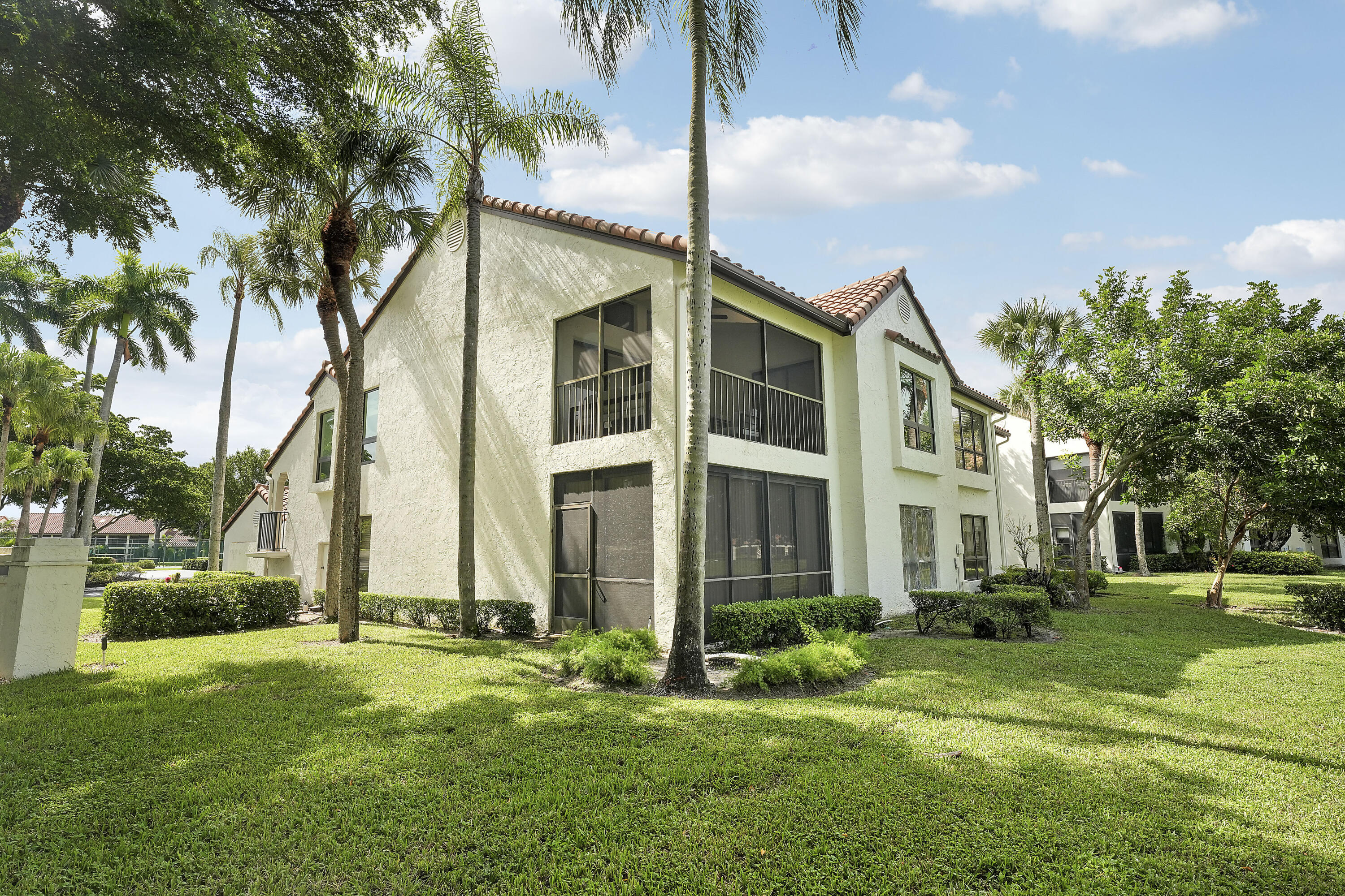 7860 Seville #2203, Boca Raton FL 33433