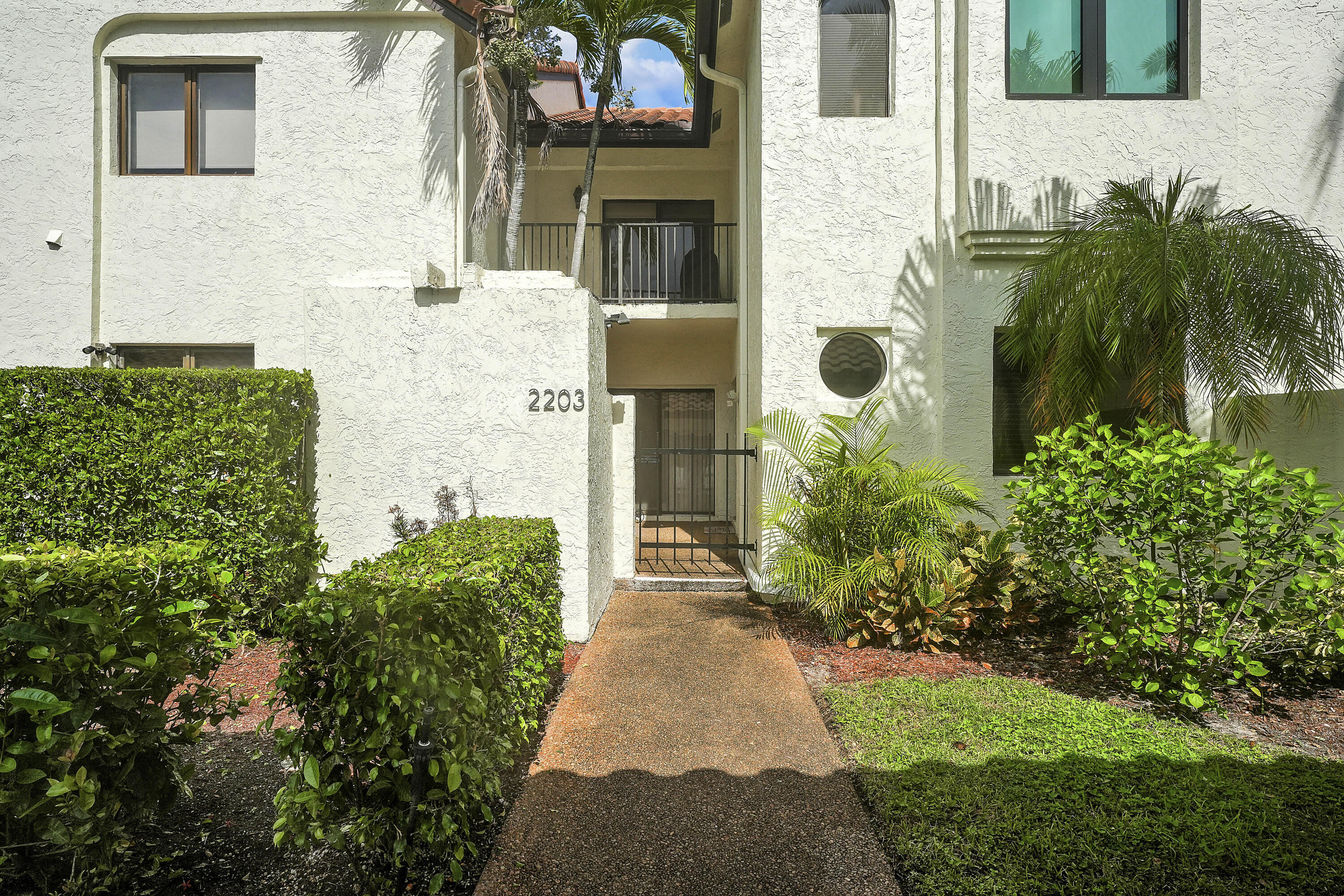 7860 Seville #2203, Boca Raton FL 33433