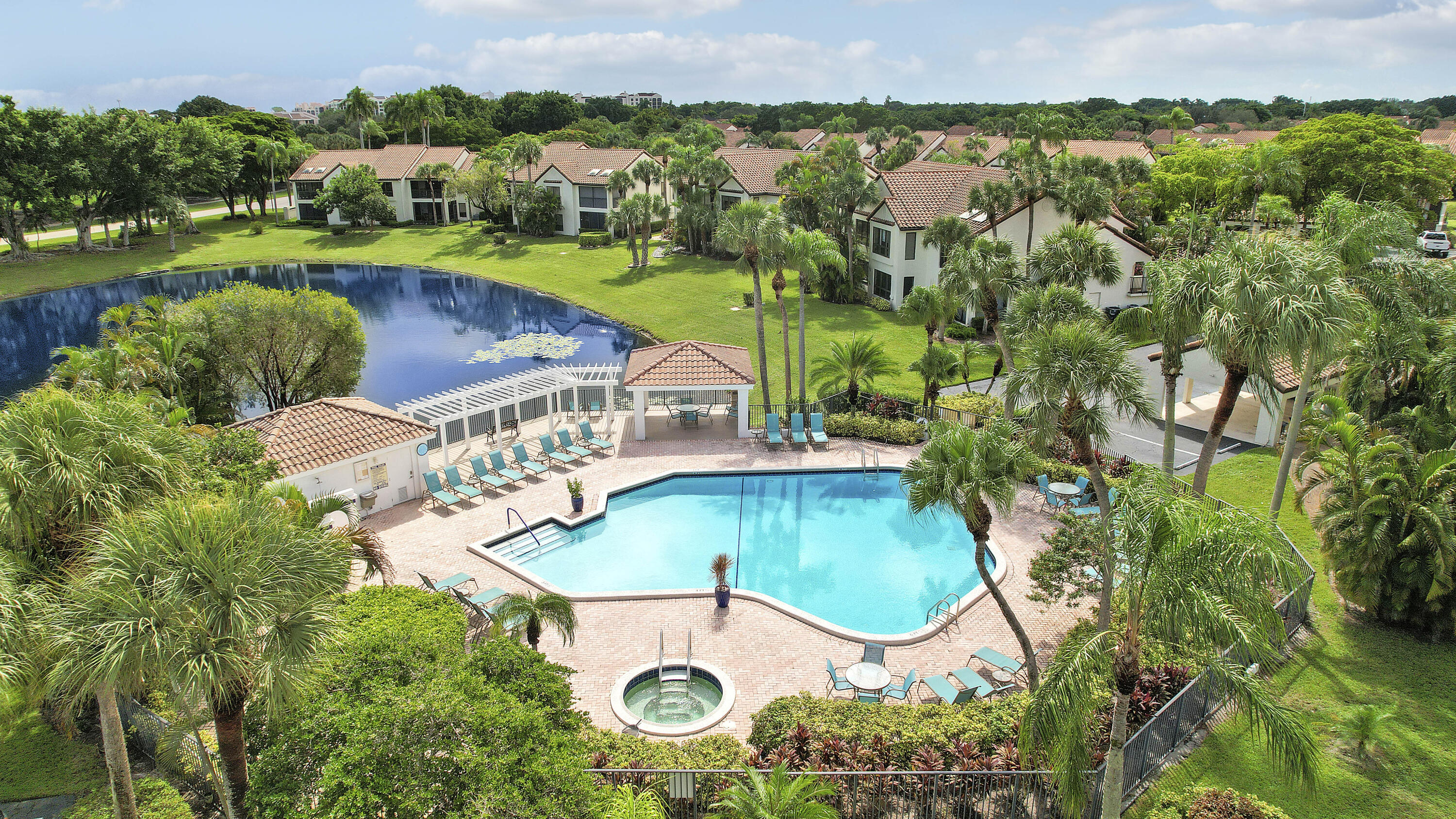 7860 Seville #2203, Boca Raton FL 33433