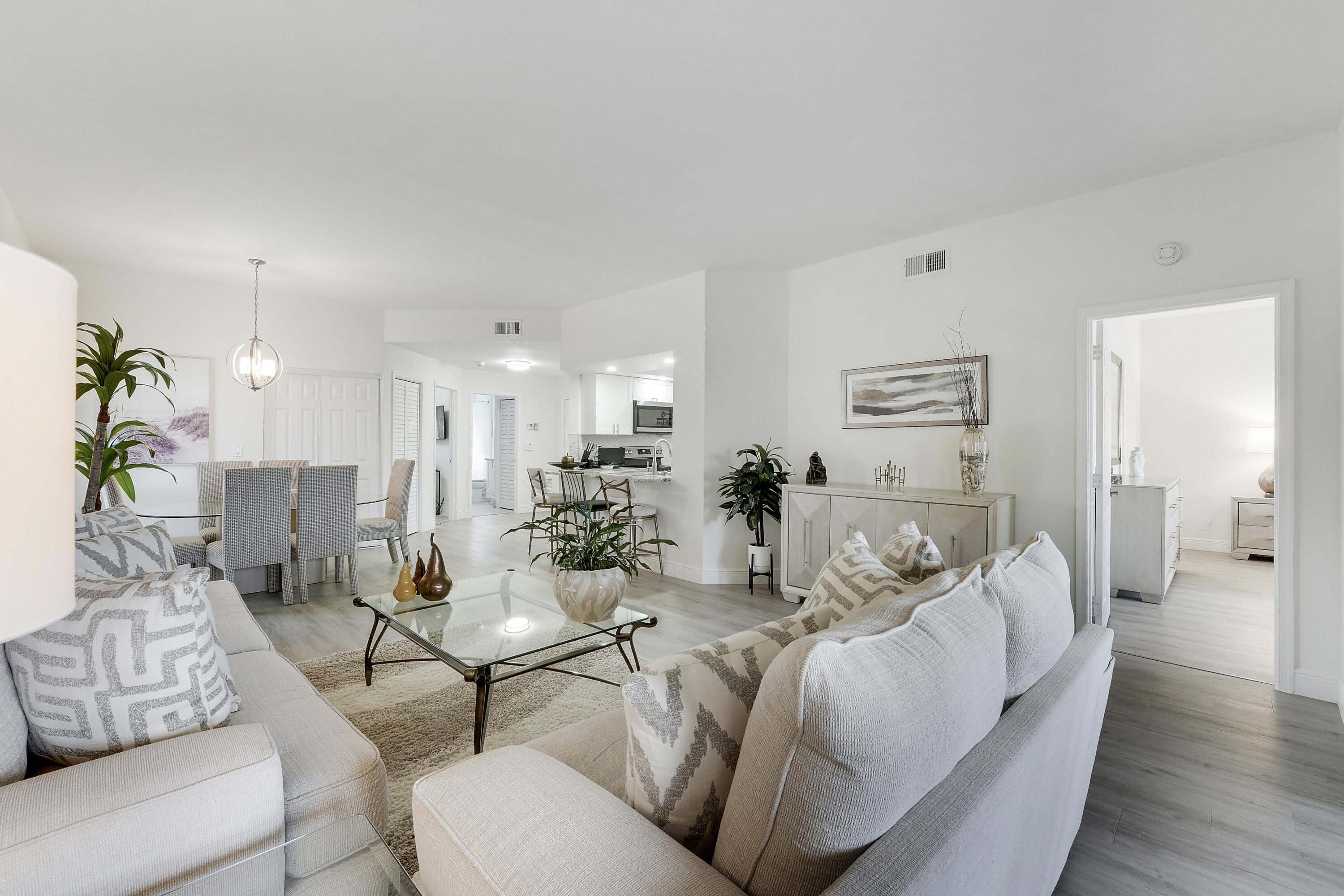 7860 Seville #2203, Boca Raton FL 33433