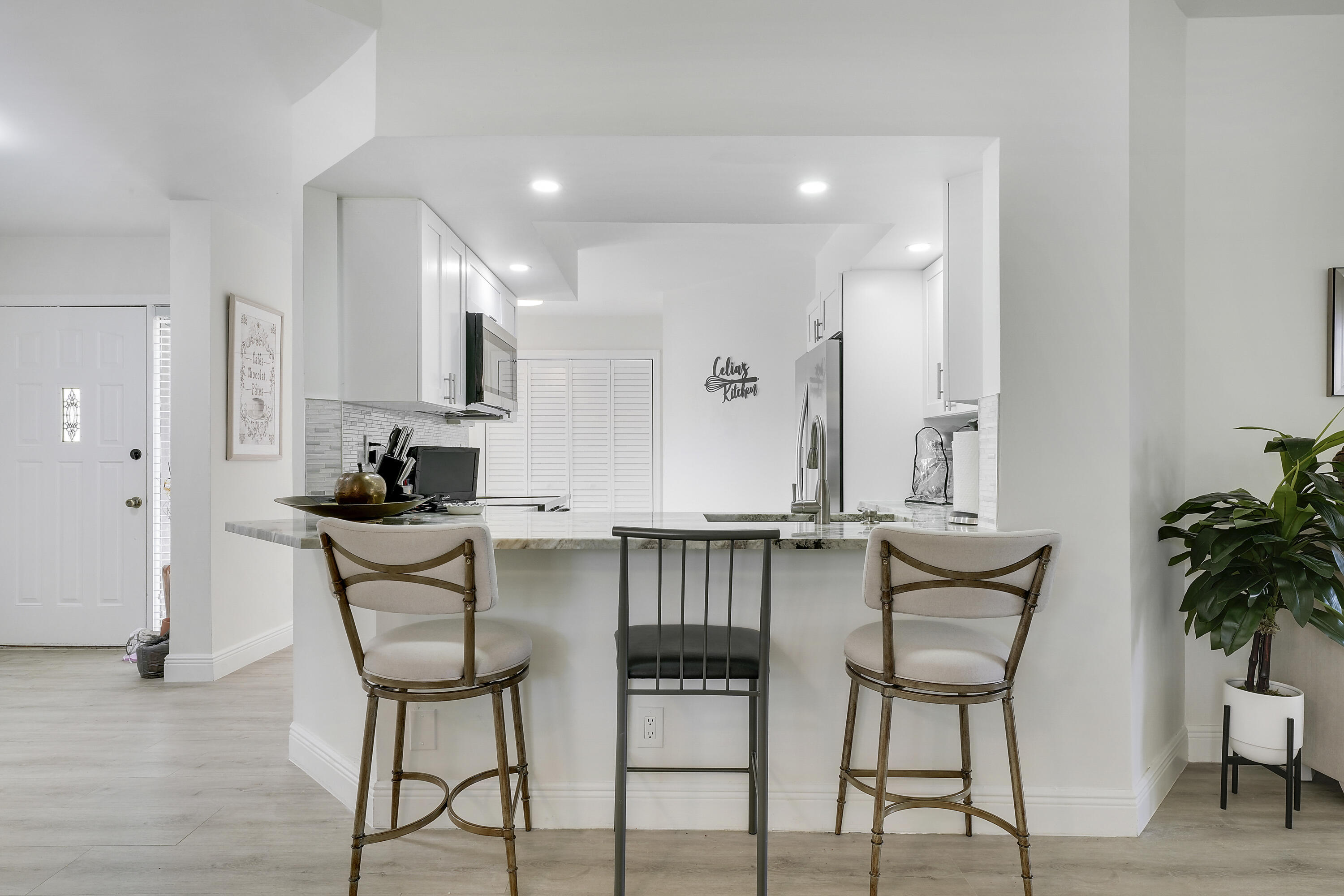 7860 Seville #2203, Boca Raton FL 33433